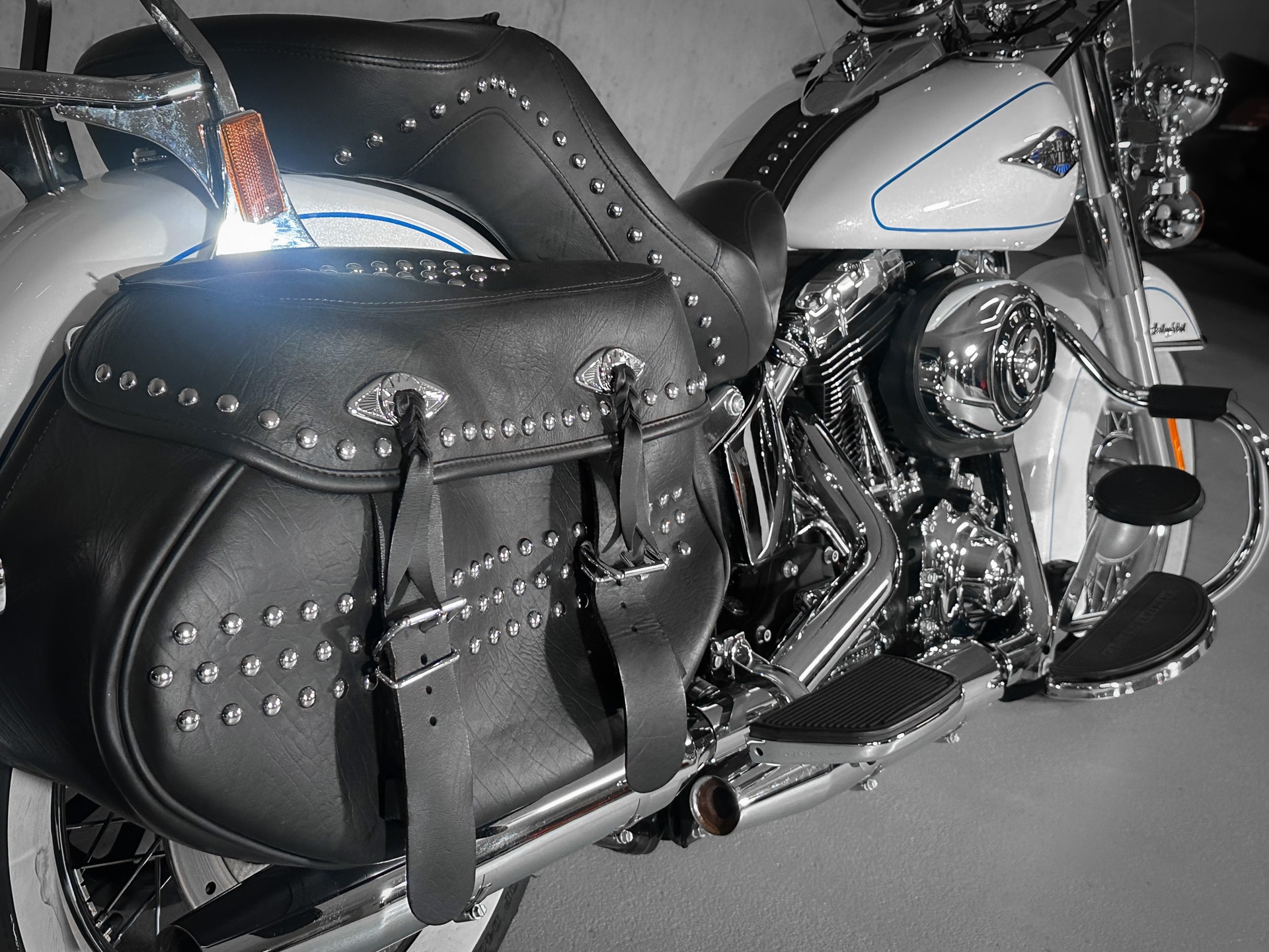 HARLEY-DAVIDSON FLSTC Softail Heritage Classic ABS-image-10
