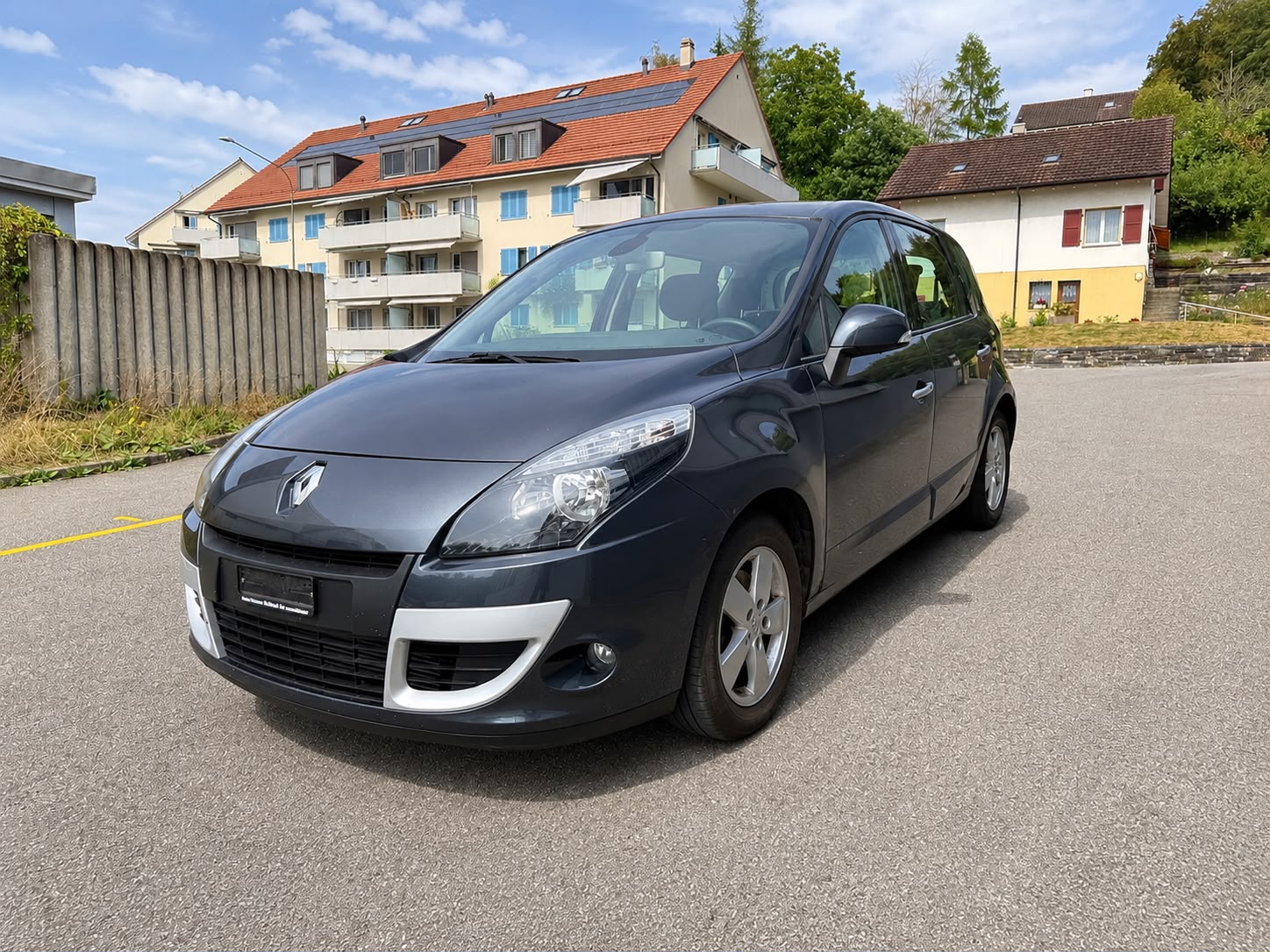 RENAULT Scénic 1.4 16V Turbo Dynamique-showroom-element-1