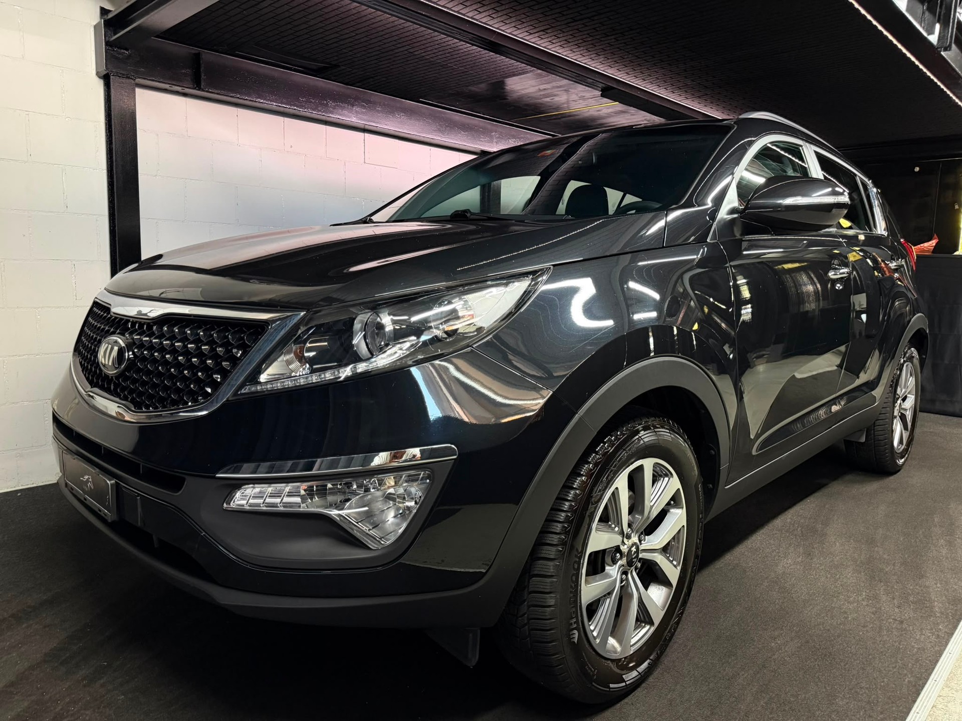 KIA Sportage 1.6 GDi Swiss Eco Edition-showroom-element-1