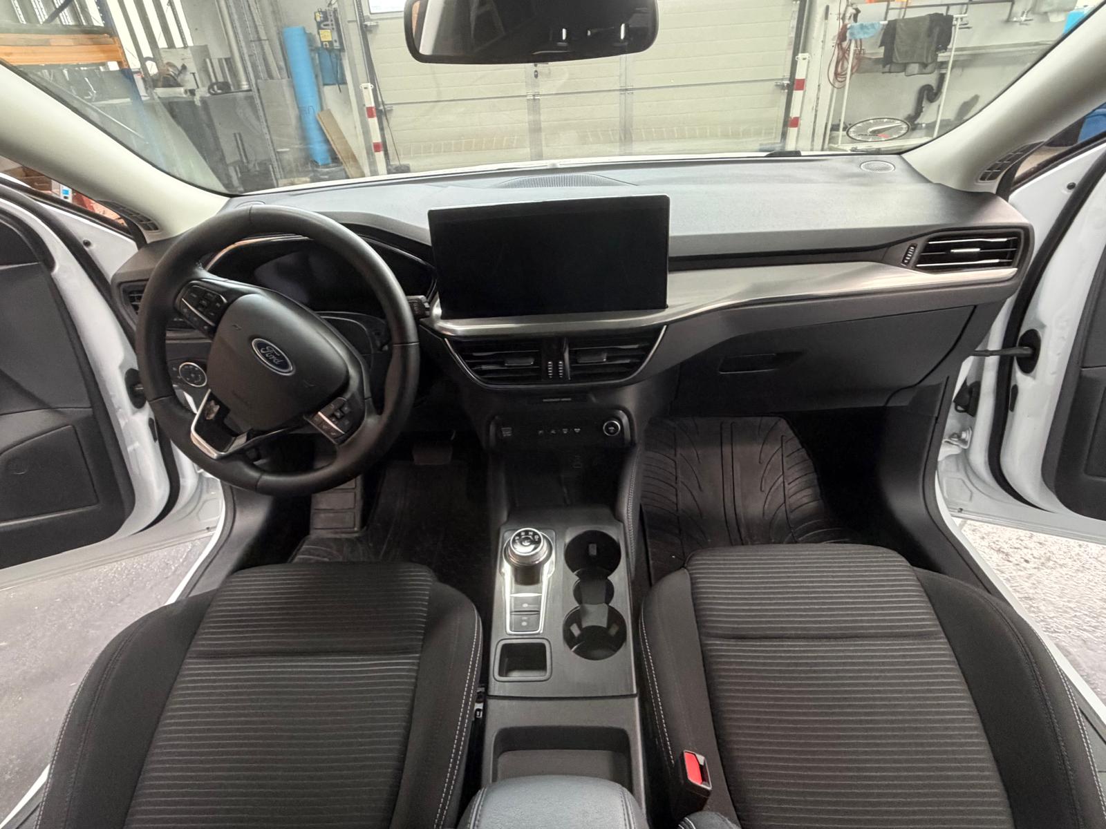 FORD 1.5 EcoBlue 120 Titanium X-image-11