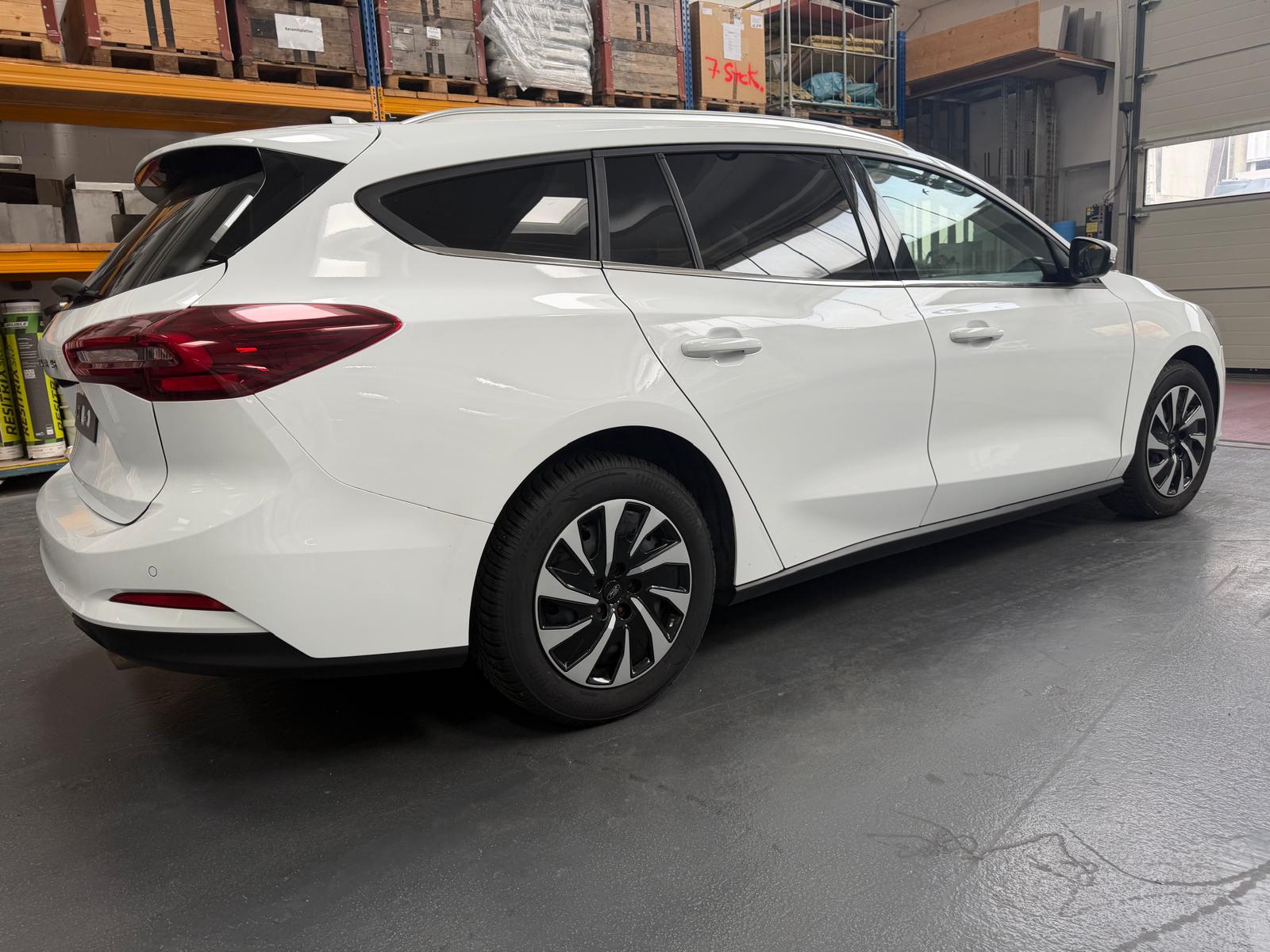 FORD 1.5 EcoBlue 120 Titanium X-image-4