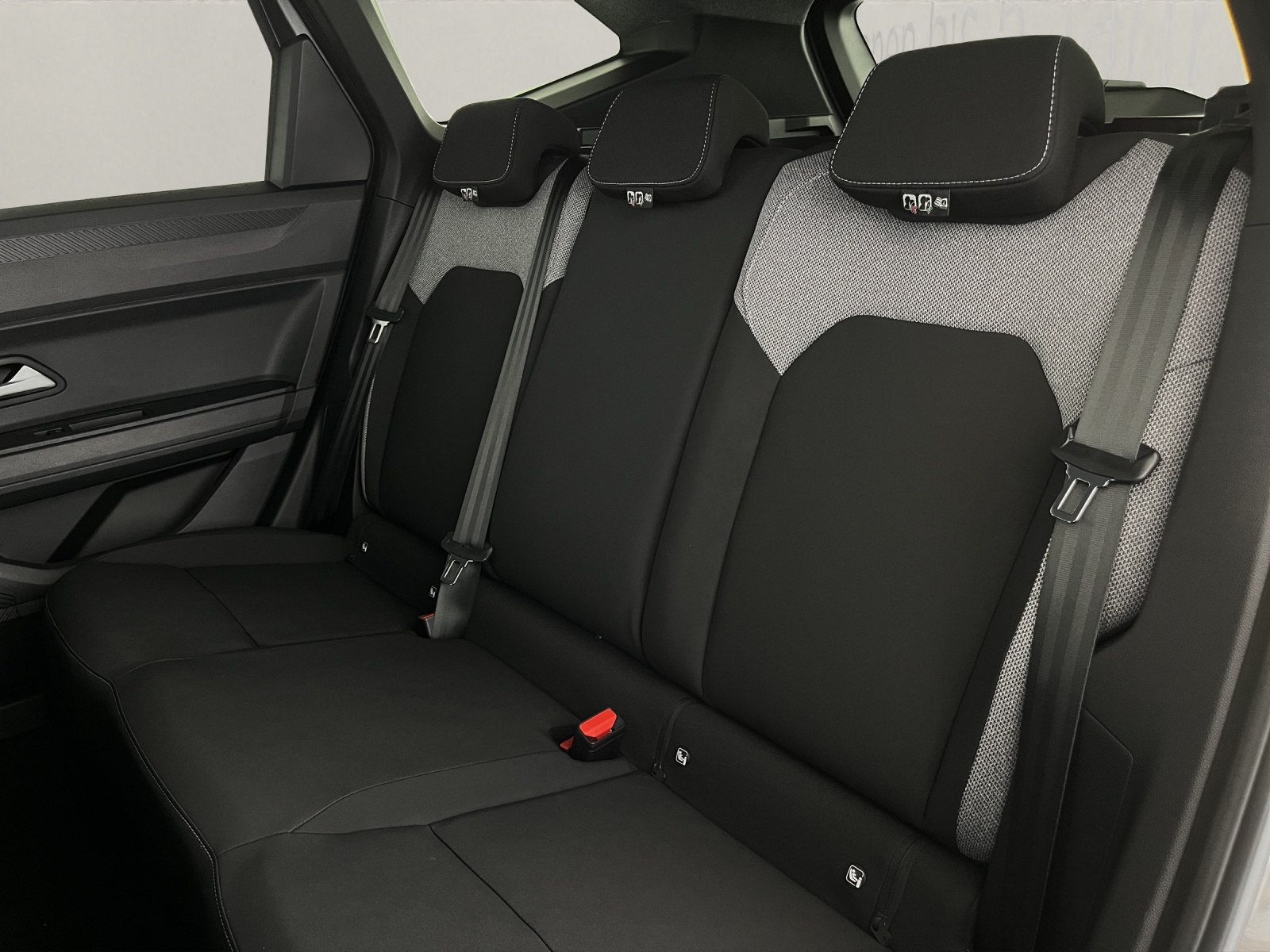 DACIA Bigster 1.2 Hybrid Journey 4WD-image-16