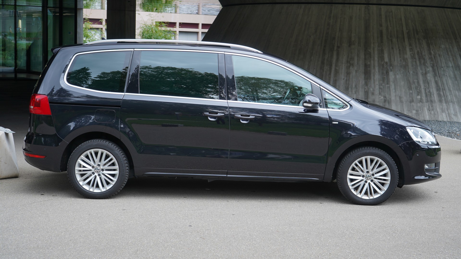 VW Sharan 2.0 TDI 7 Sitze-showroom-element-3