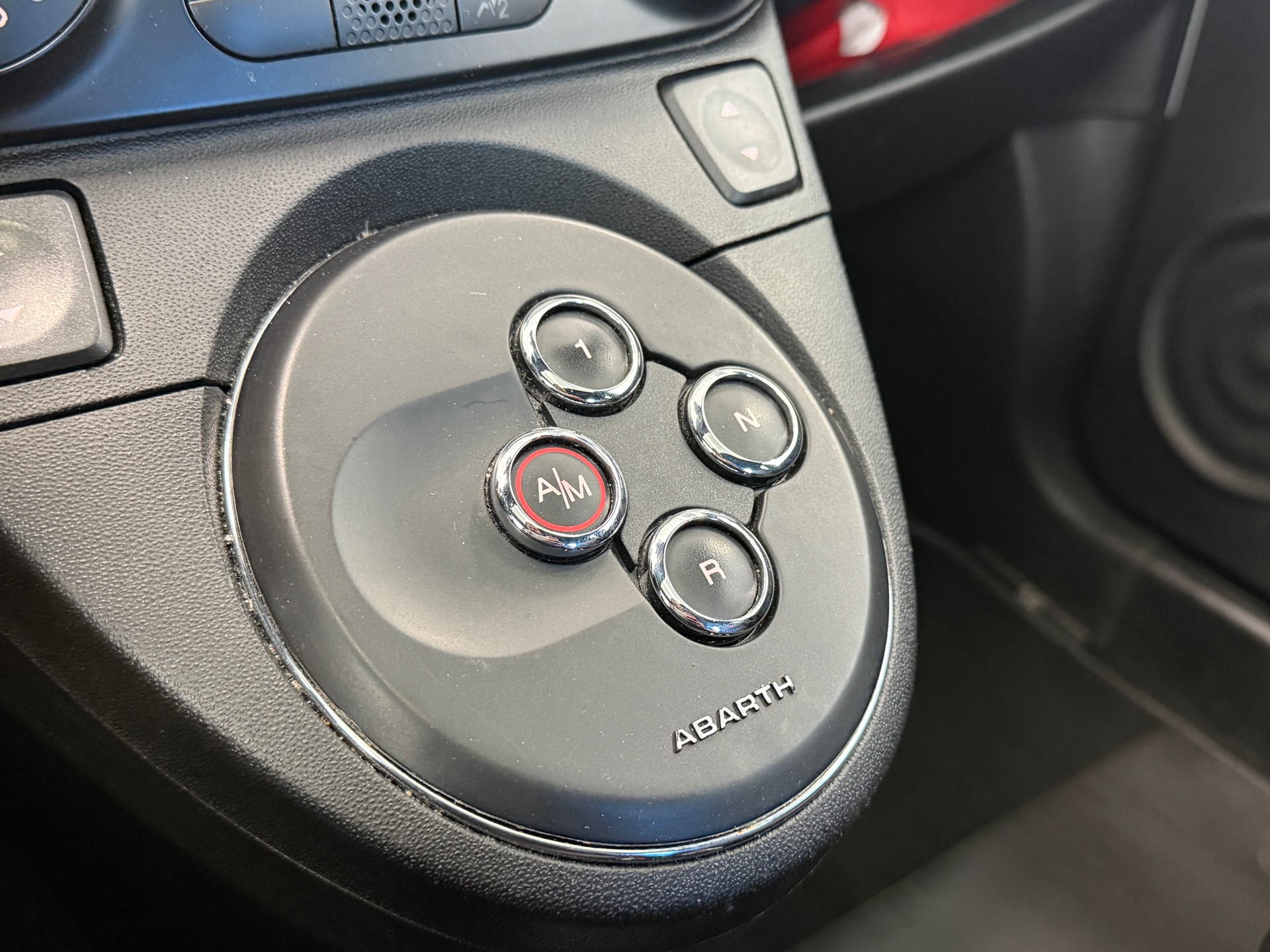 FIAT 595C 1.4 16V Turbo Abarth Competizione Dualogic Ab 190.- pro Monat-image-18