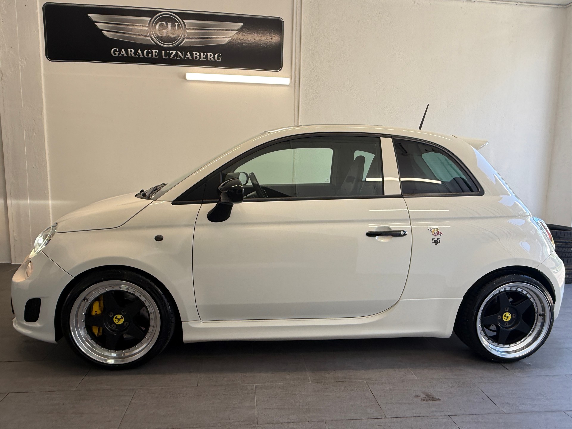 FIAT 595C 1.4 16V Turbo Abarth Competizione Dualogic Ab 190.- pro Monat-showroom-element-1