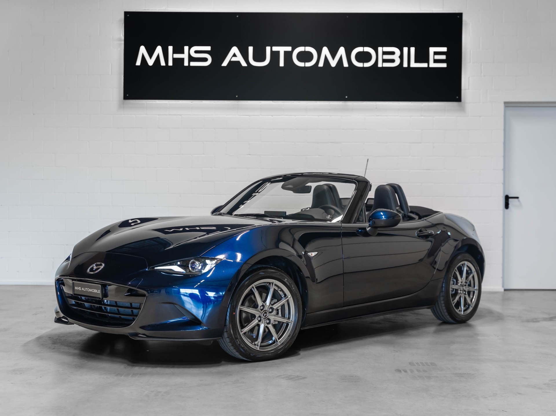 MAZDA MX-5 Skyactiv-G 132 Exclusive-line