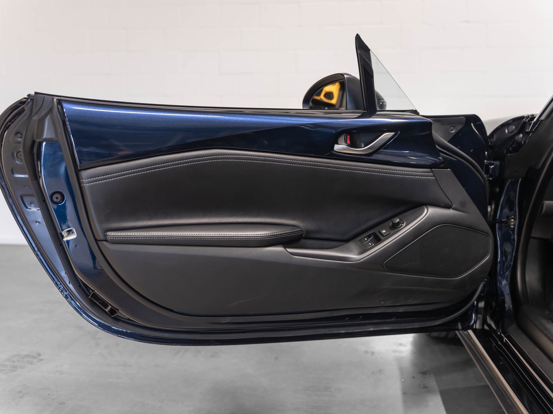 MAZDA MX-5 Skyactiv-G 132 Exclusive-line-image-21