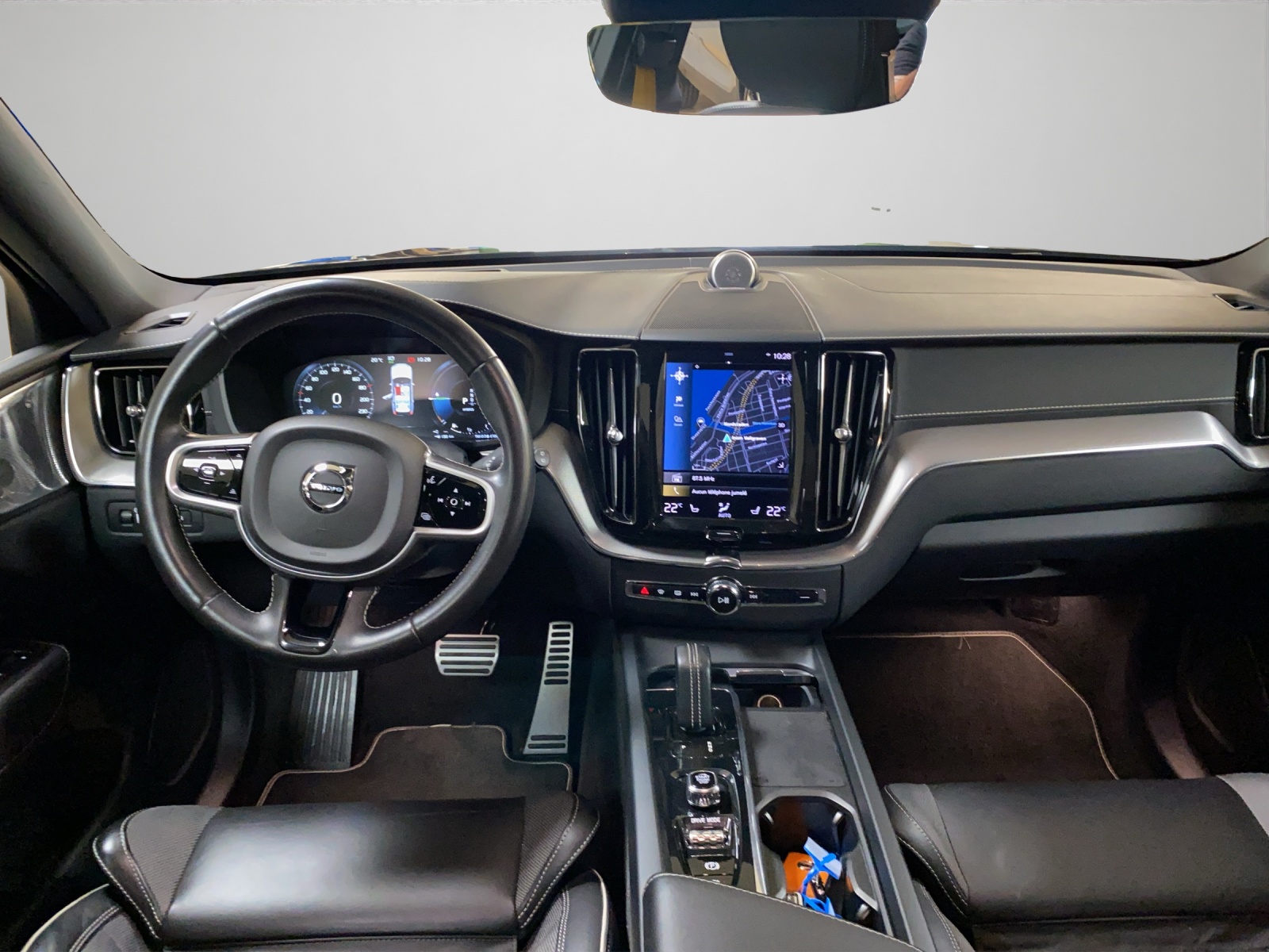 VOLVO XC60 T8 eAWD Polestar Geartronic-image-11