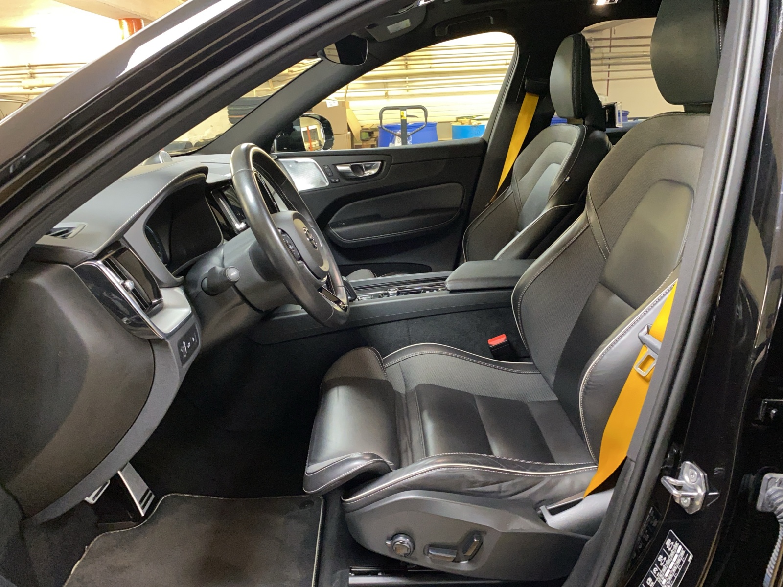 VOLVO XC60 T8 eAWD Polestar Geartronic-image-18