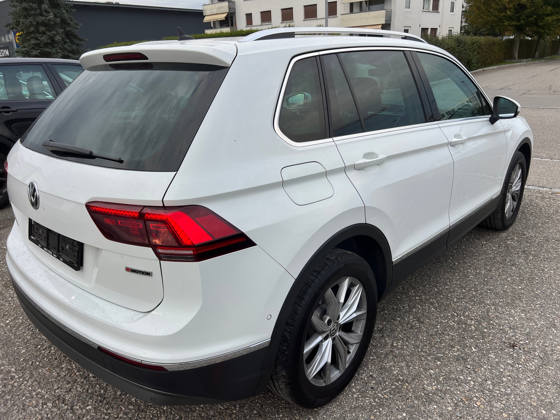 VW Tiguan 2.0TSI Comfortline 4Motion DSG-image-5