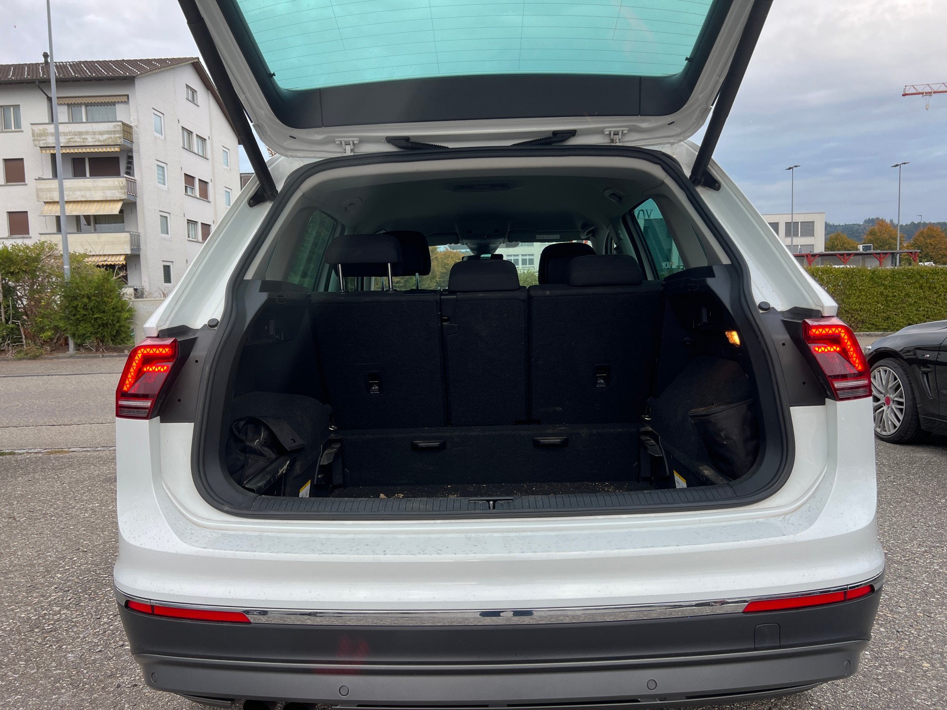 VW Tiguan 2.0TSI Comfortline 4Motion DSG-image-14