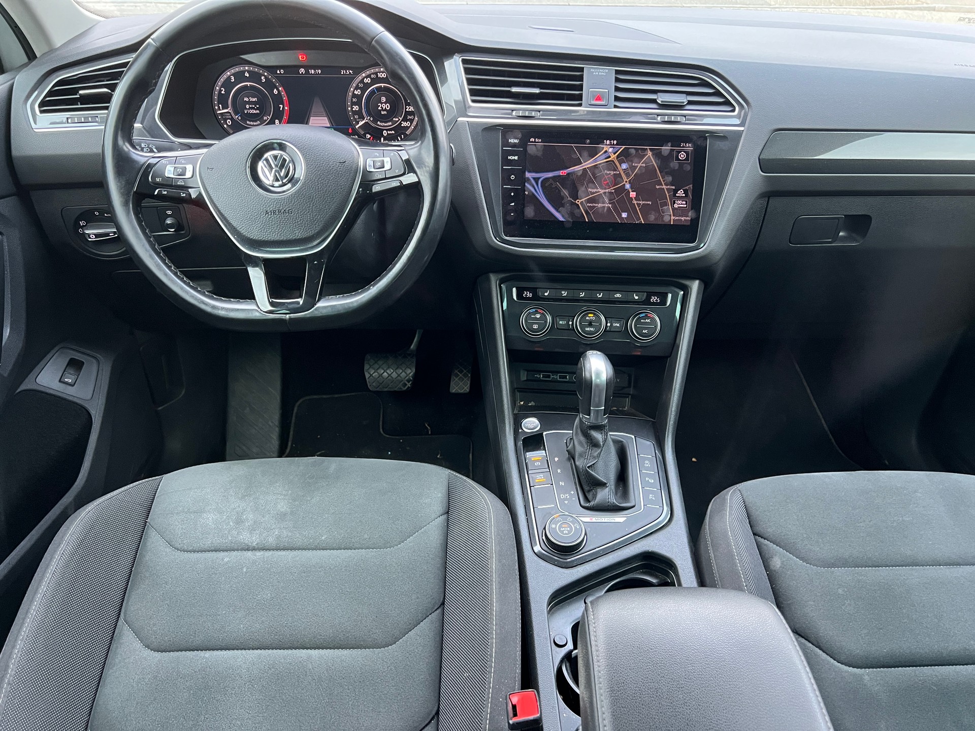 VW Tiguan 2.0TSI Comfortline 4Motion DSG-image-9