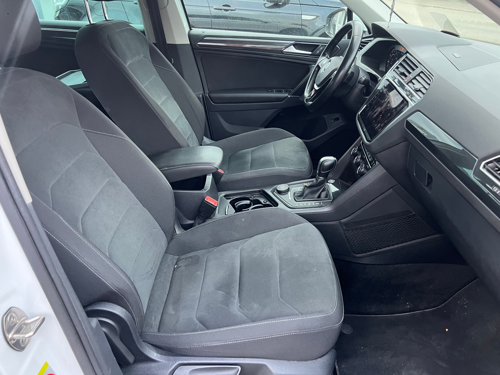 VW Tiguan 2.0TSI Comfortline 4Motion DSG-image-12