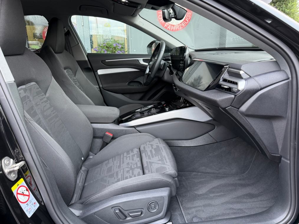 AUDI A6 Limousine TDi quattro-image-10