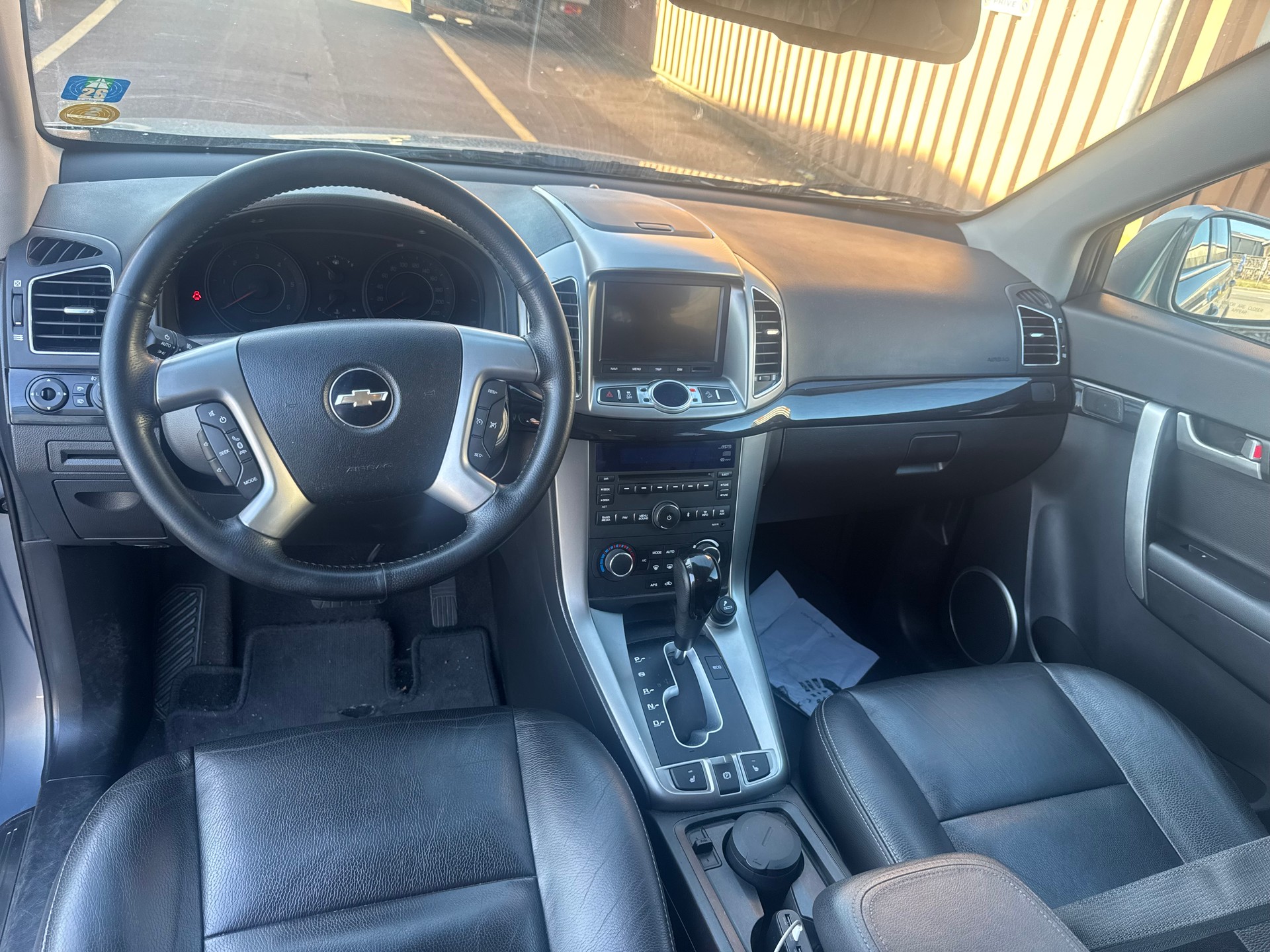 CHEVROLET Captiva 2.2 VCDi LTZ 4WD Automatic-image-10