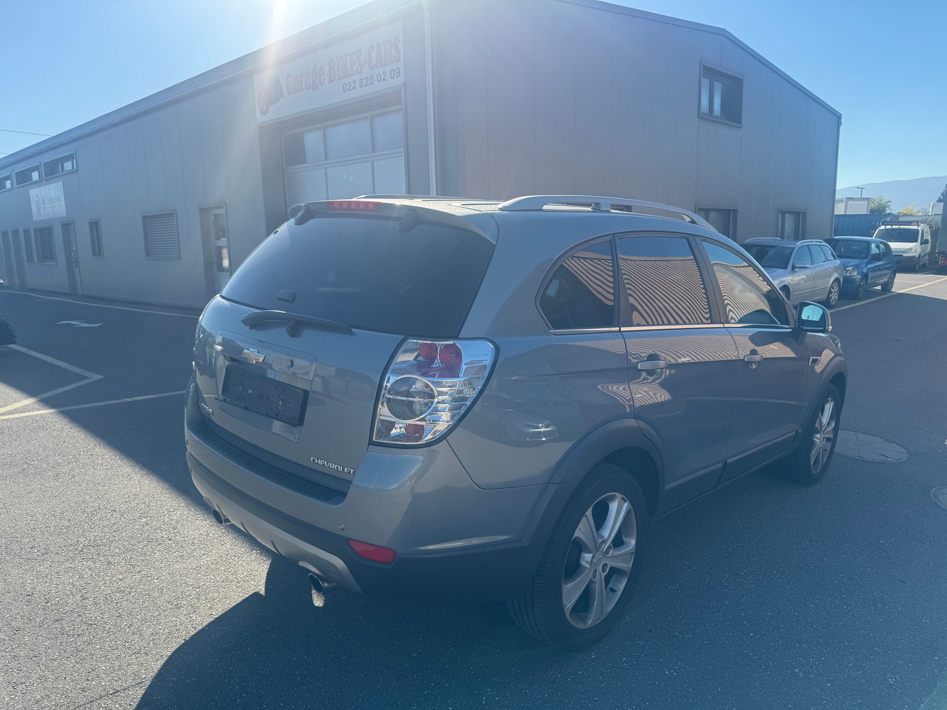 CHEVROLET Captiva 2.2 VCDi LTZ 4WD Automatic-image-3