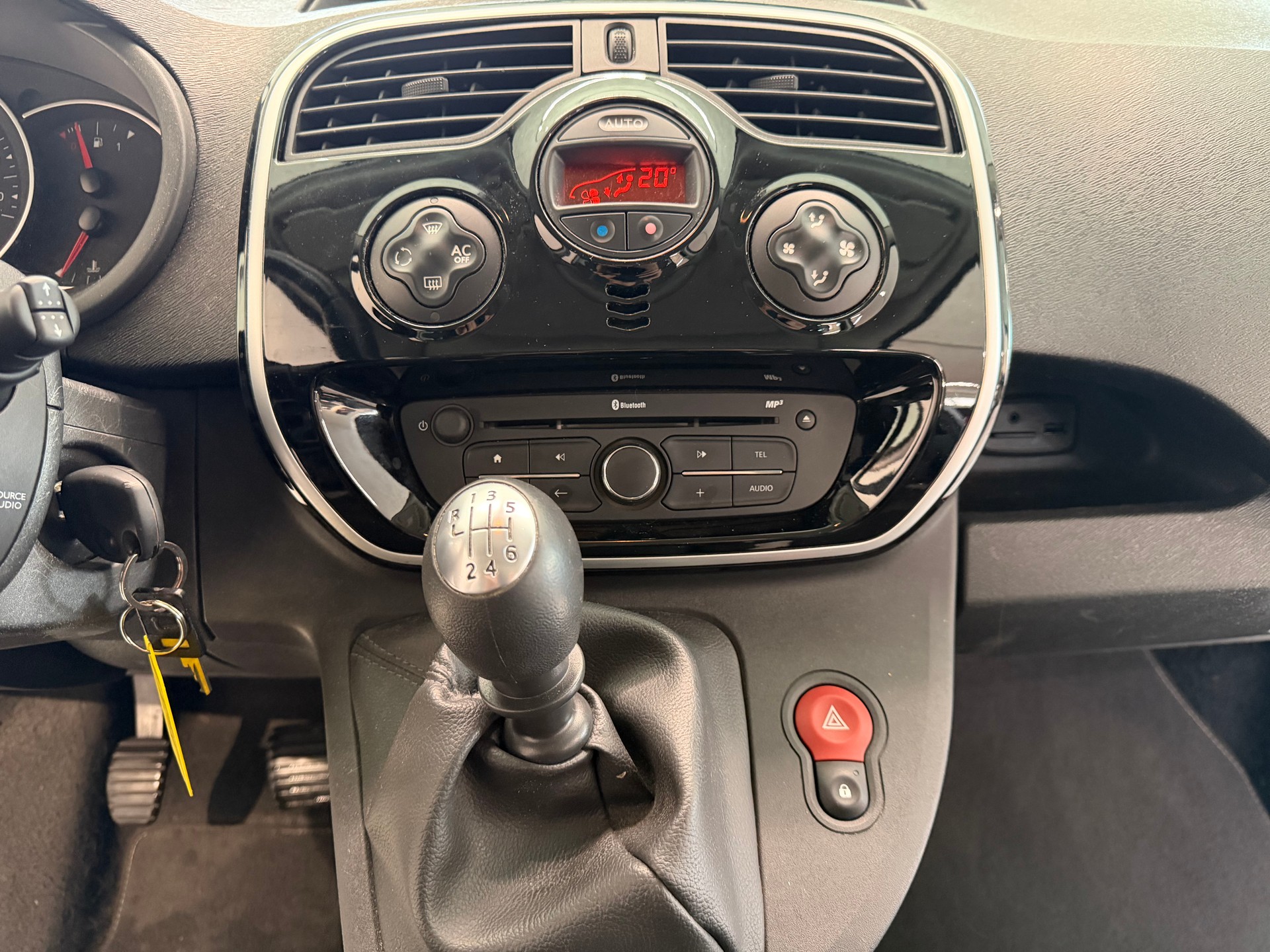 RENAULT Kangoo 1.2 16V Turbo Extrem-image-13