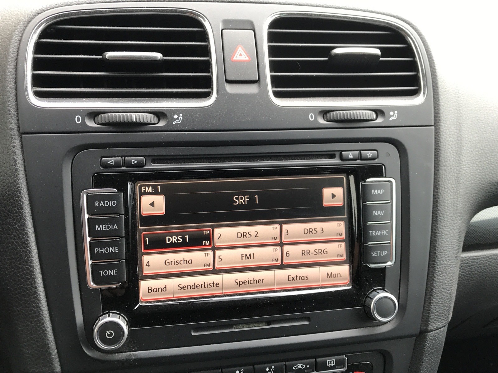 VW Golf Variant 1.6 TDI Comfortline 4Motion-image-8