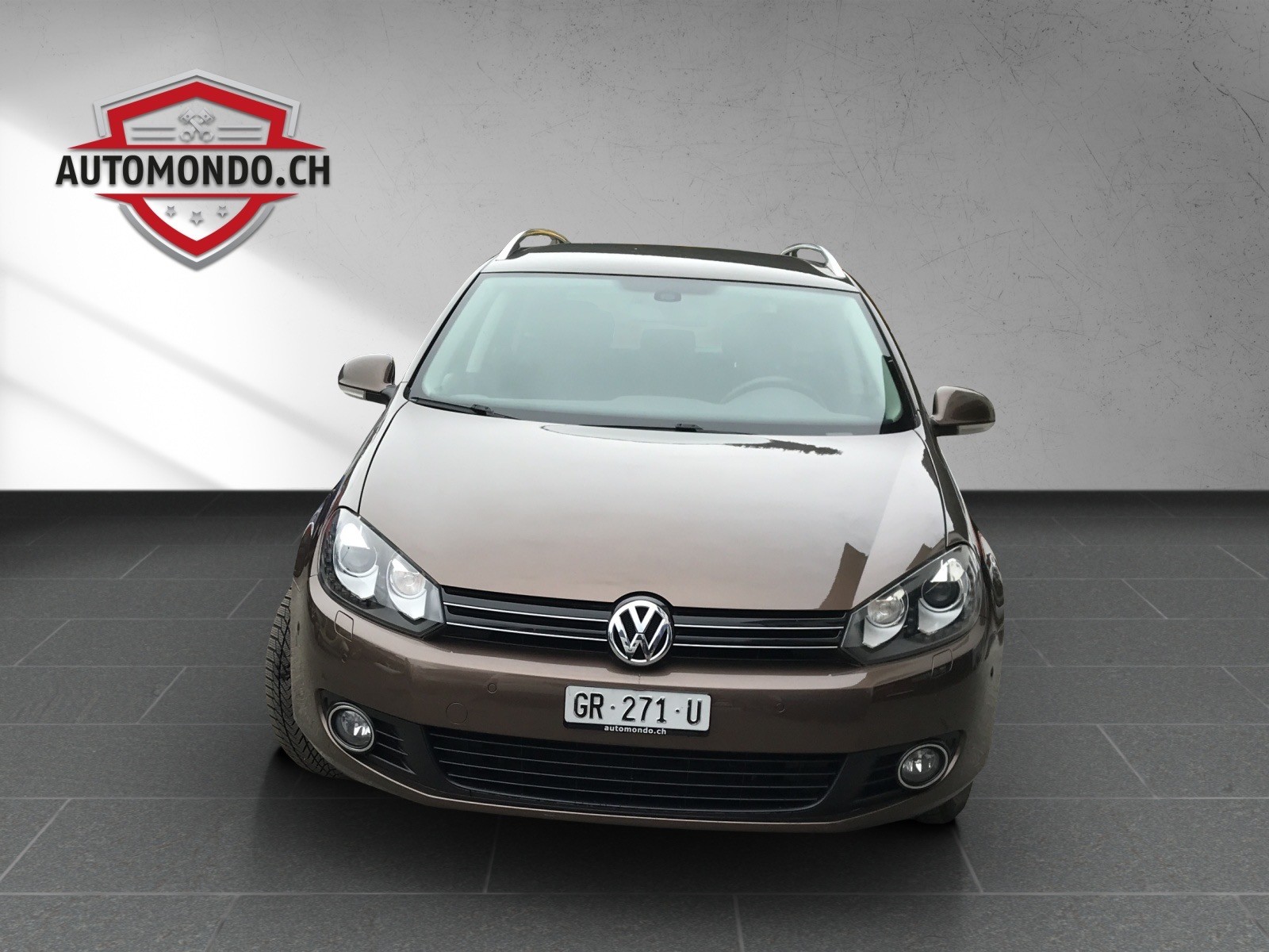 VW Golf Variant 1.6 TDI Comfortline 4Motion-image-2