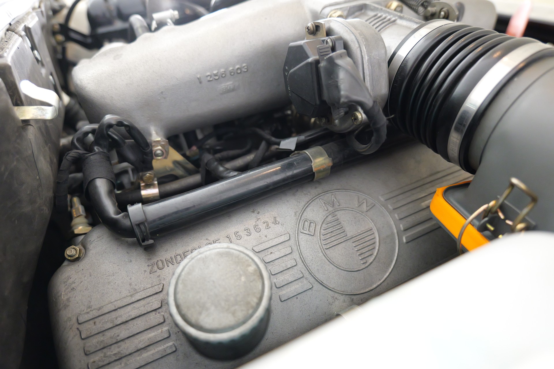 BMW 3.0 CSL   (E9)-image-6