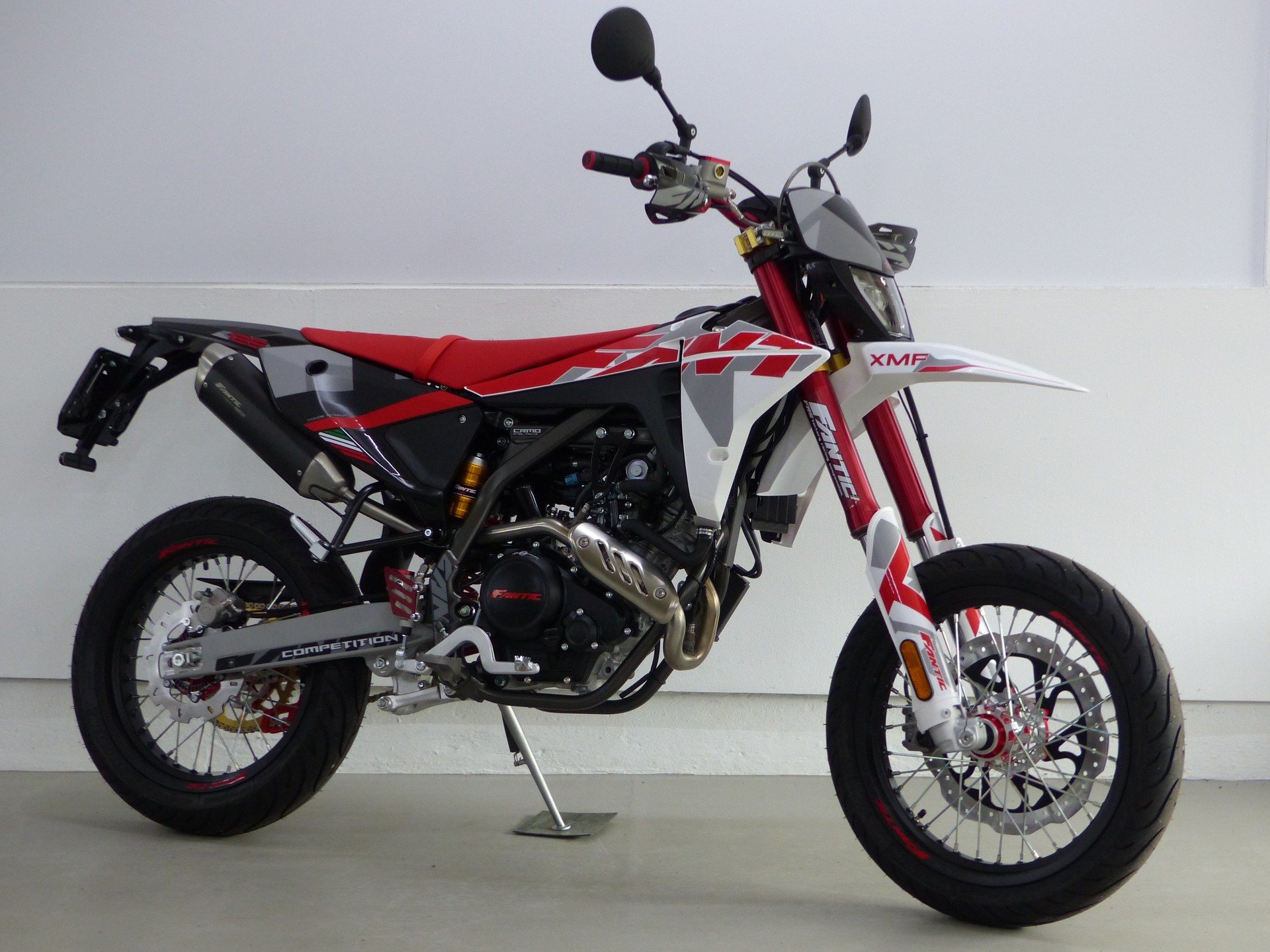 FANTIC XMF125 Competition ABS MY26-image-1