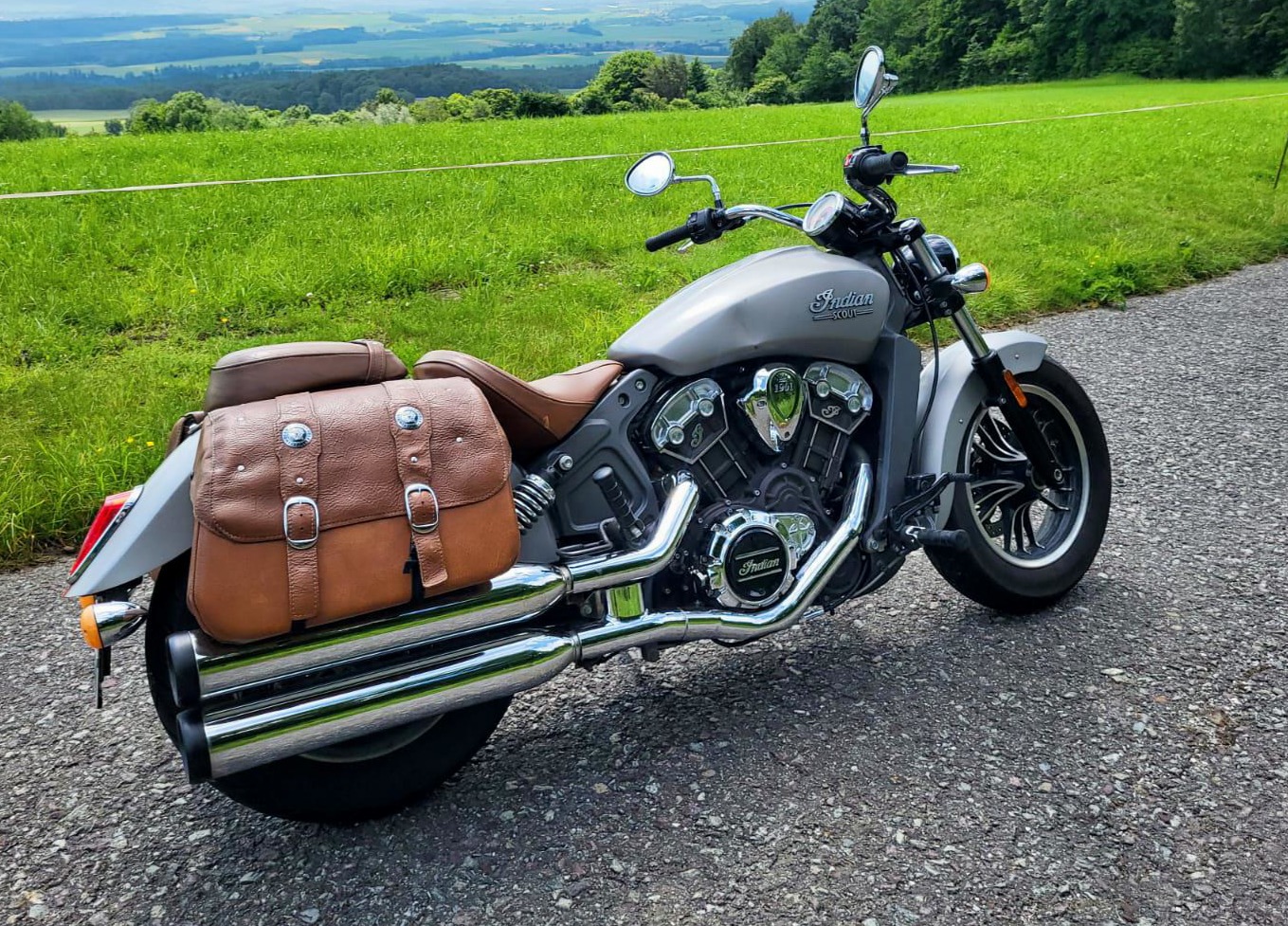 INDIAN Scout ABS-image-0
