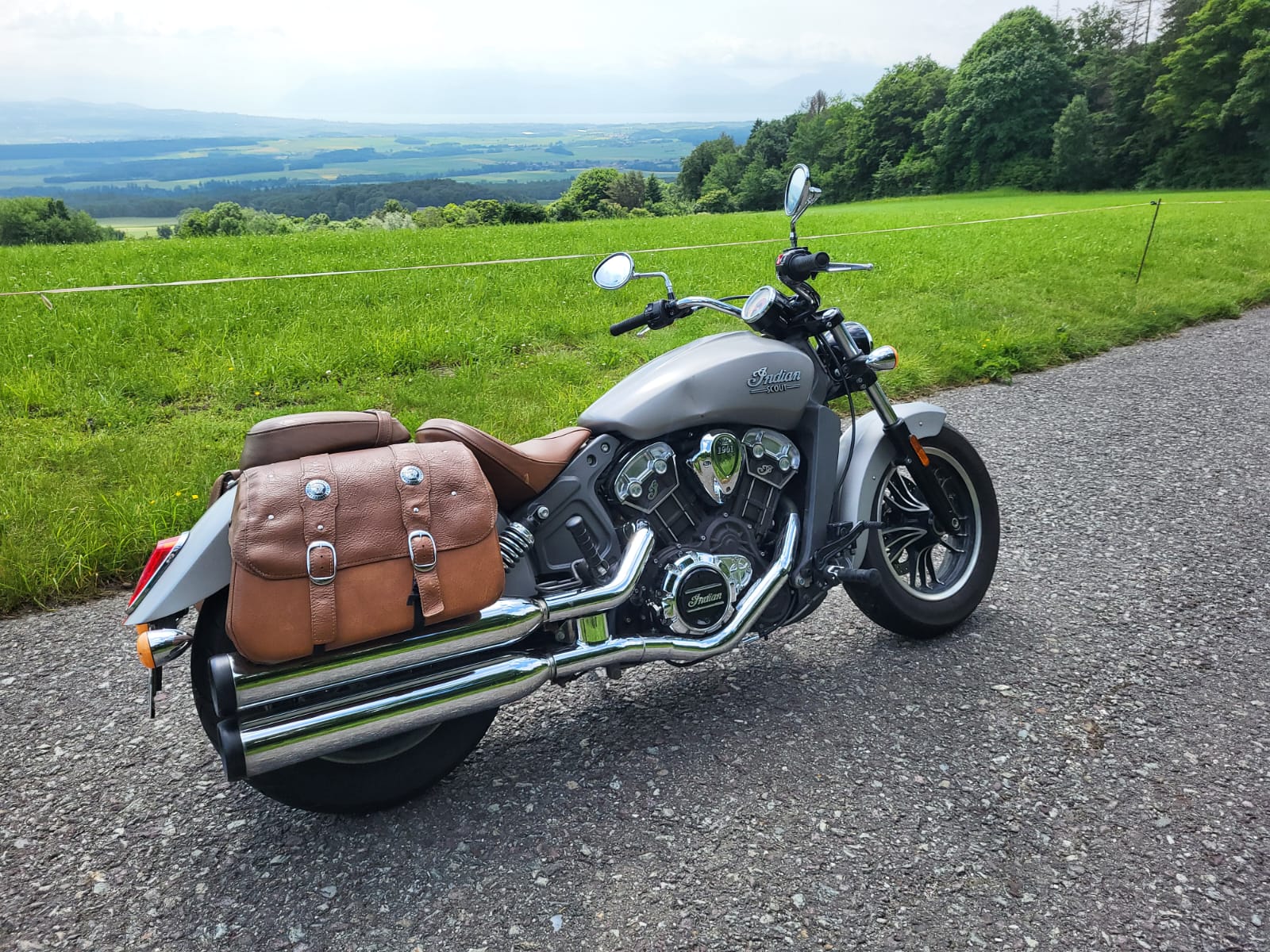INDIAN Scout ABS-image-2