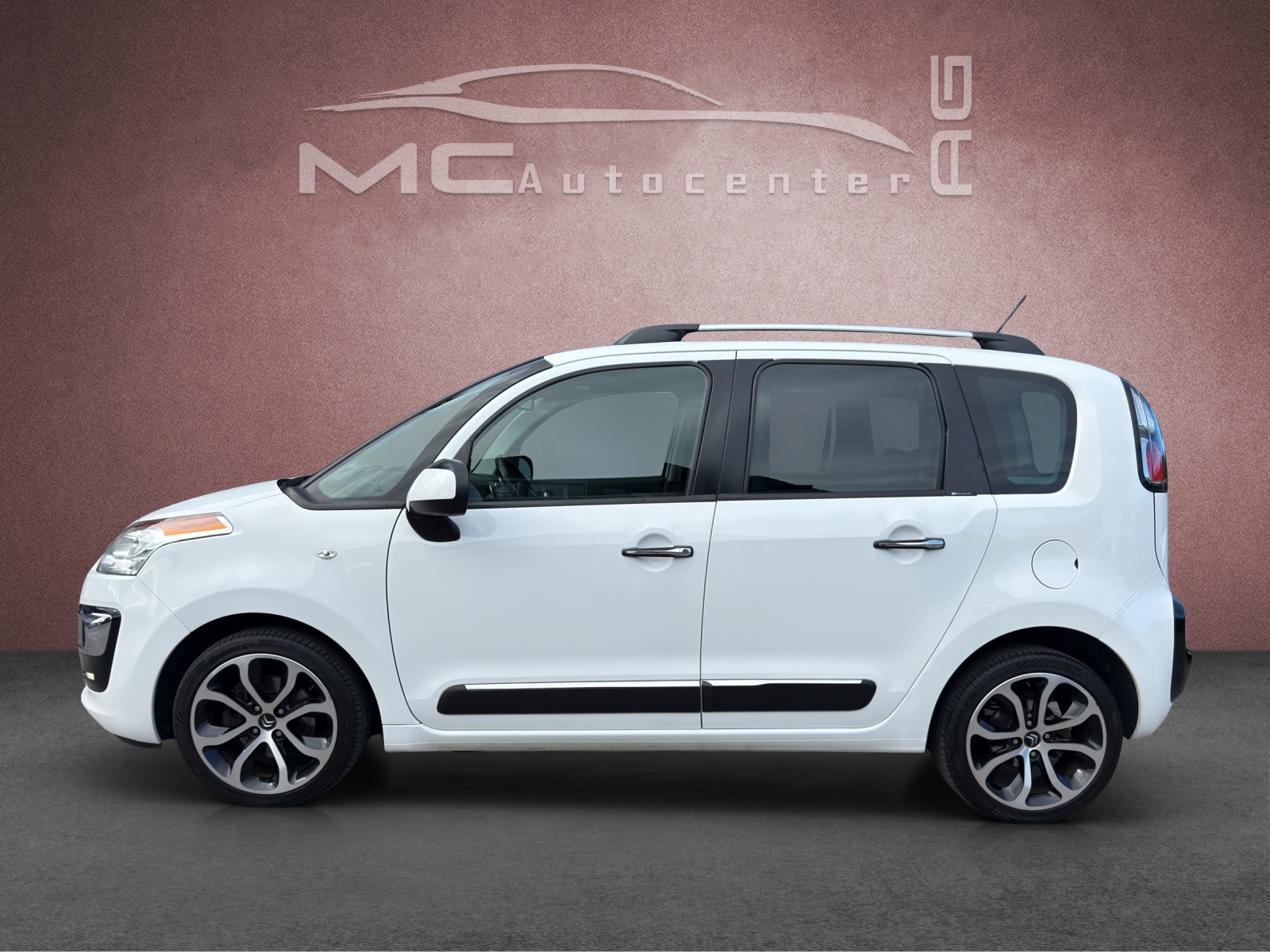 CITROEN C3 Picasso 1.2 Pure Tech Exclusive-image-1