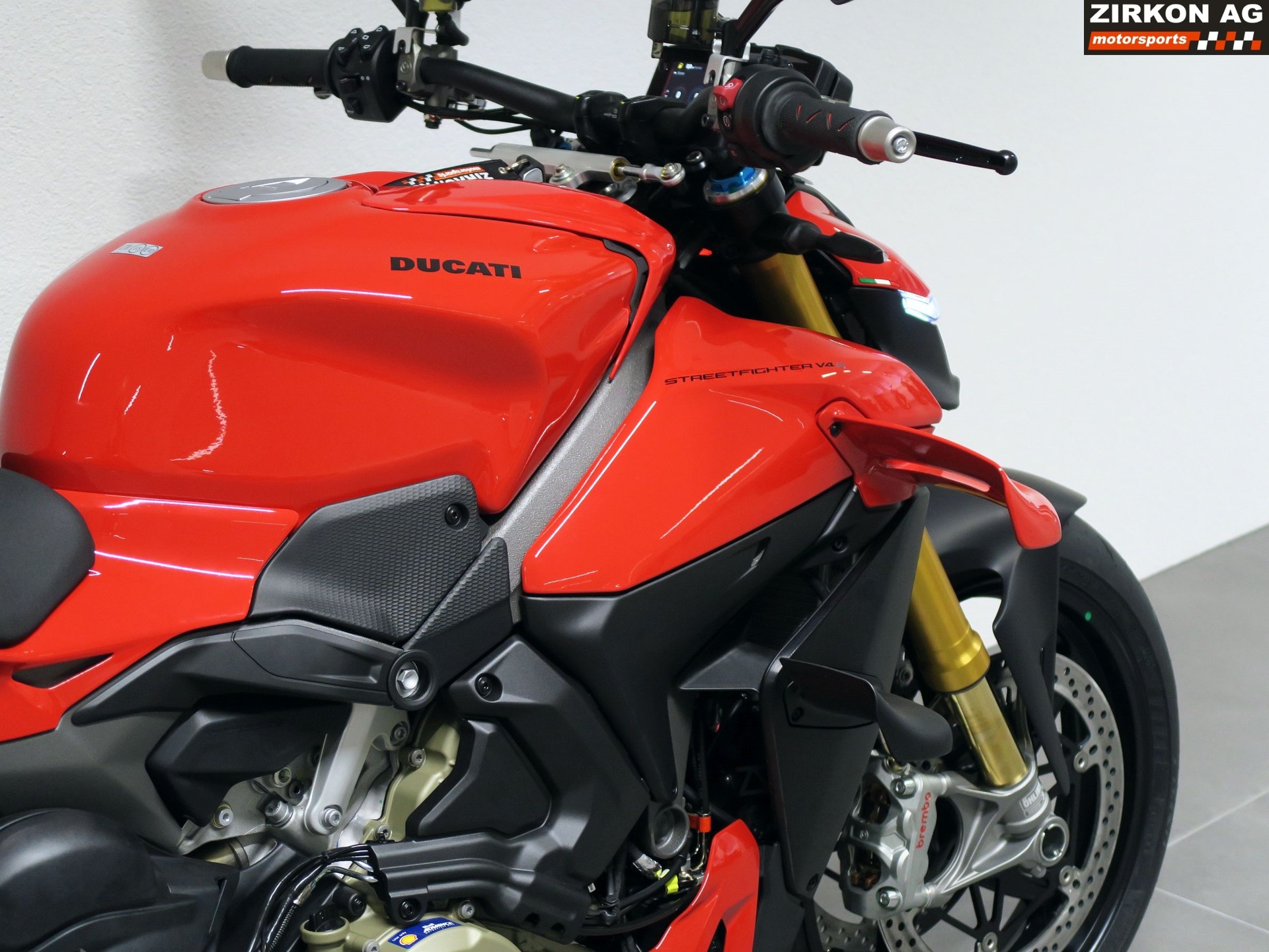 DUCATI Streetfighter V4 S-image-4