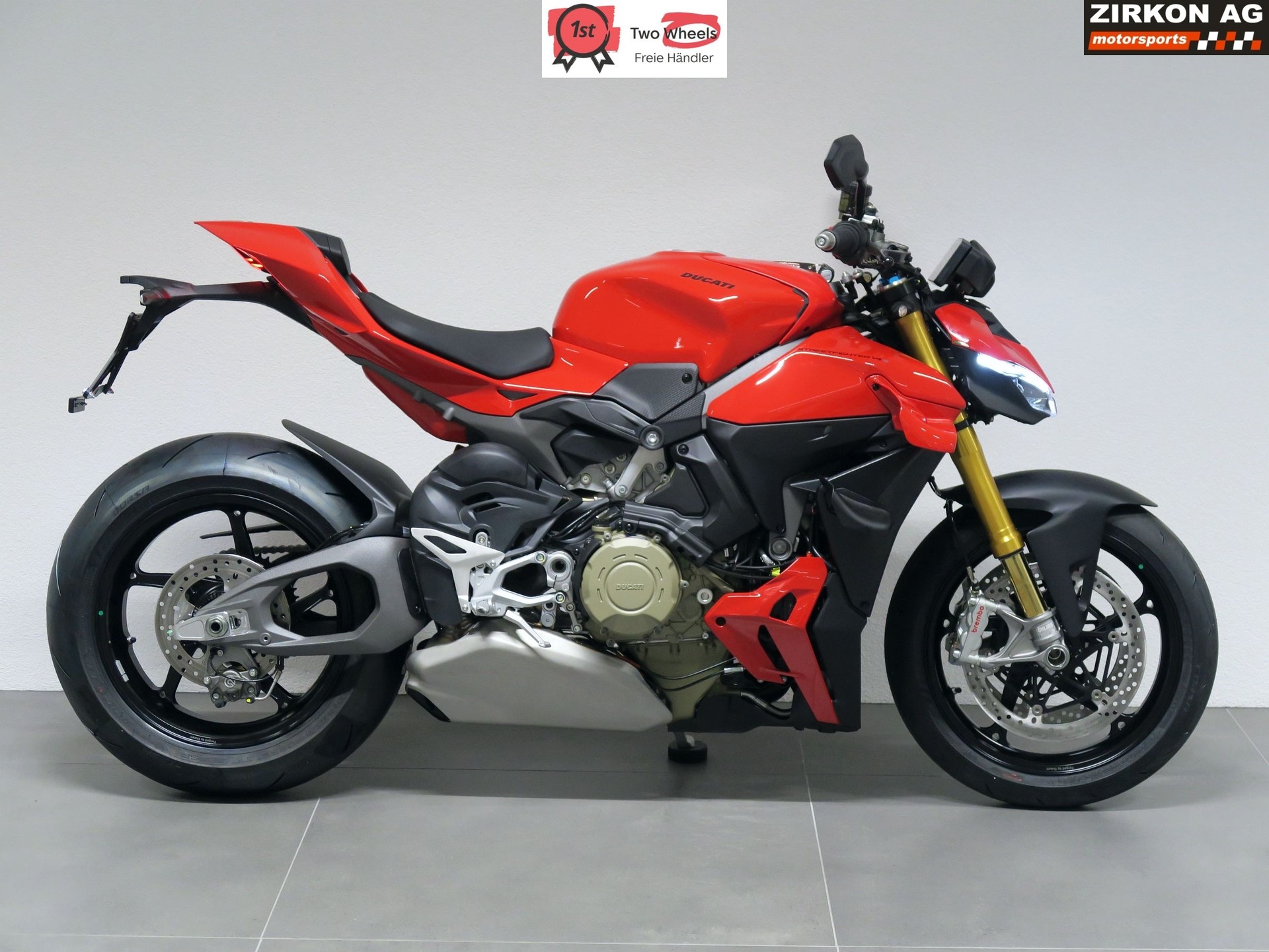 DUCATI Streetfighter V4 S-image-0