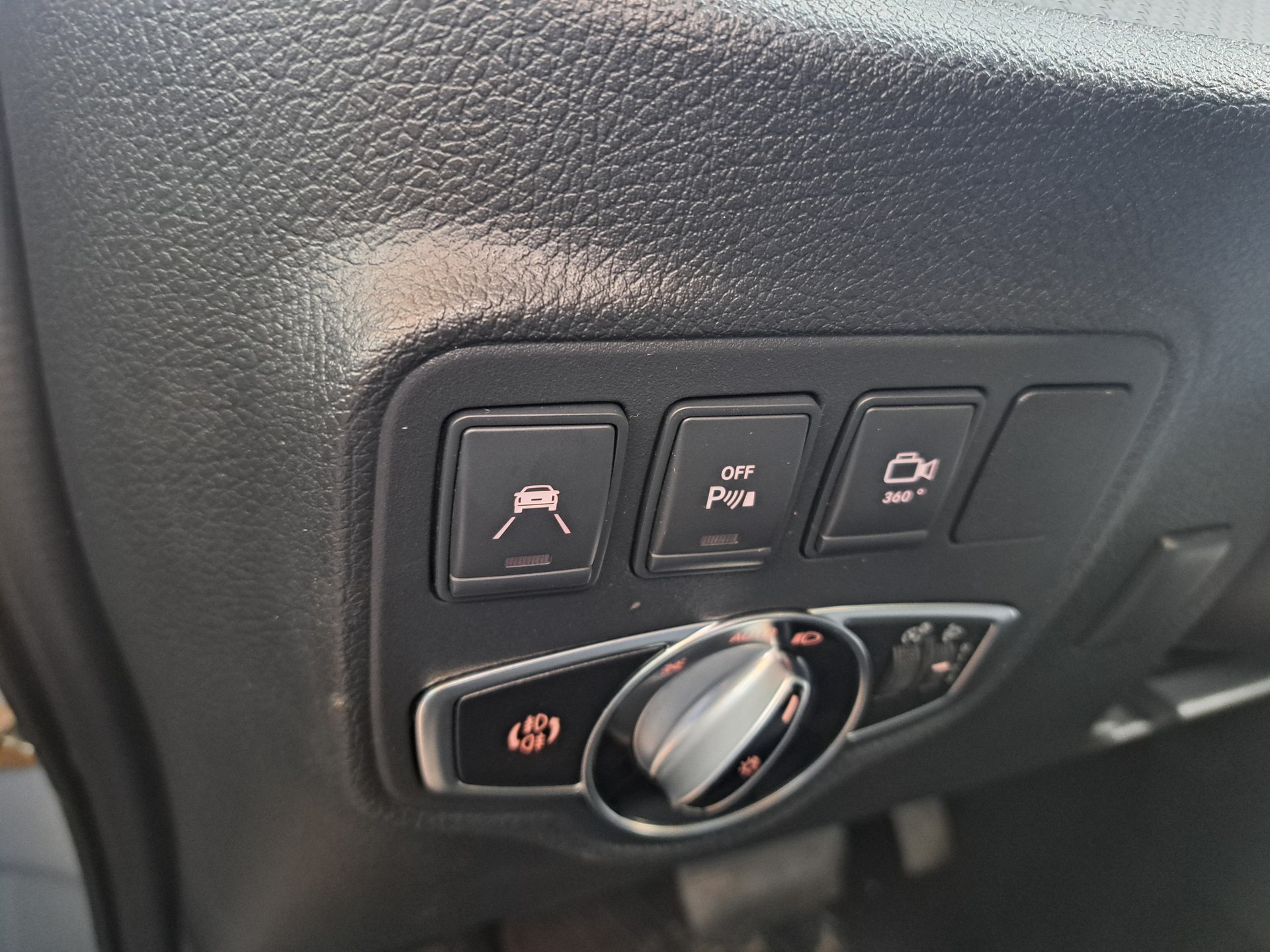 MERCEDES-BENZ X 350 d 4MATIC Power A Doppel Cab.-image-8