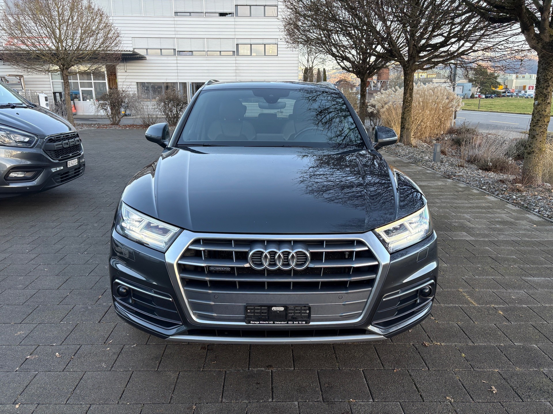 AUDI Q5 40 TDI sport quattro S-tronic-showroom-element-2