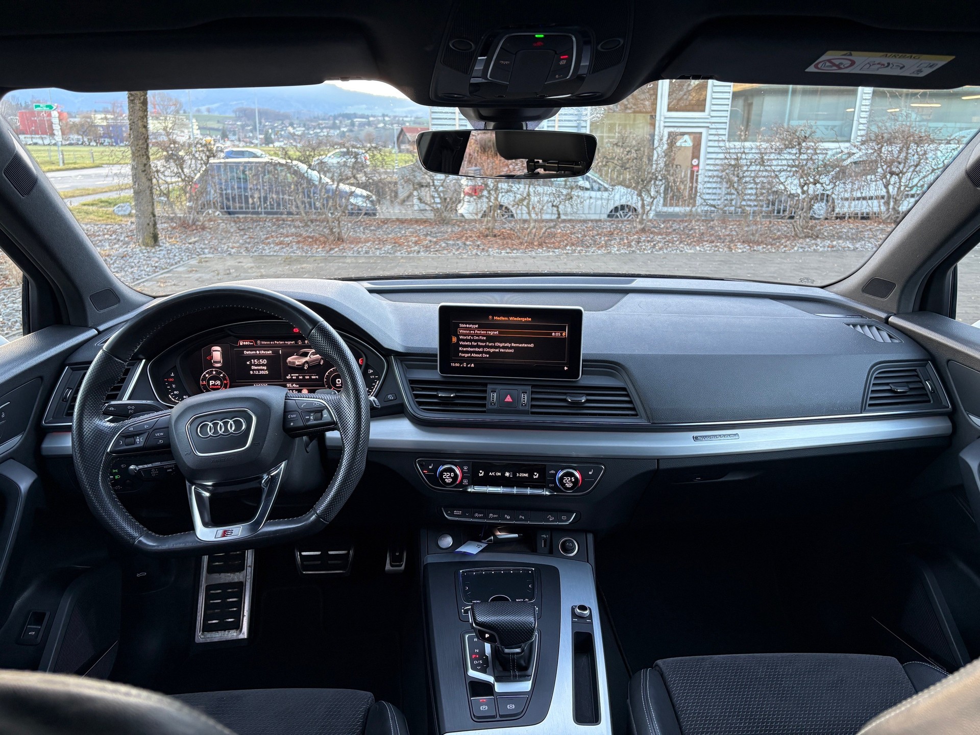 AUDI Q5 40 TDI sport quattro S-tronic-image-5