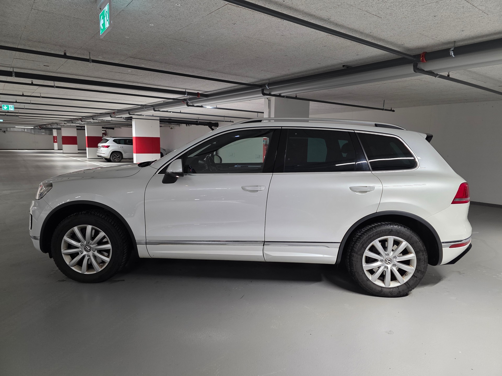 VW Touareg 4.2 TDI Tiptronic-image-7