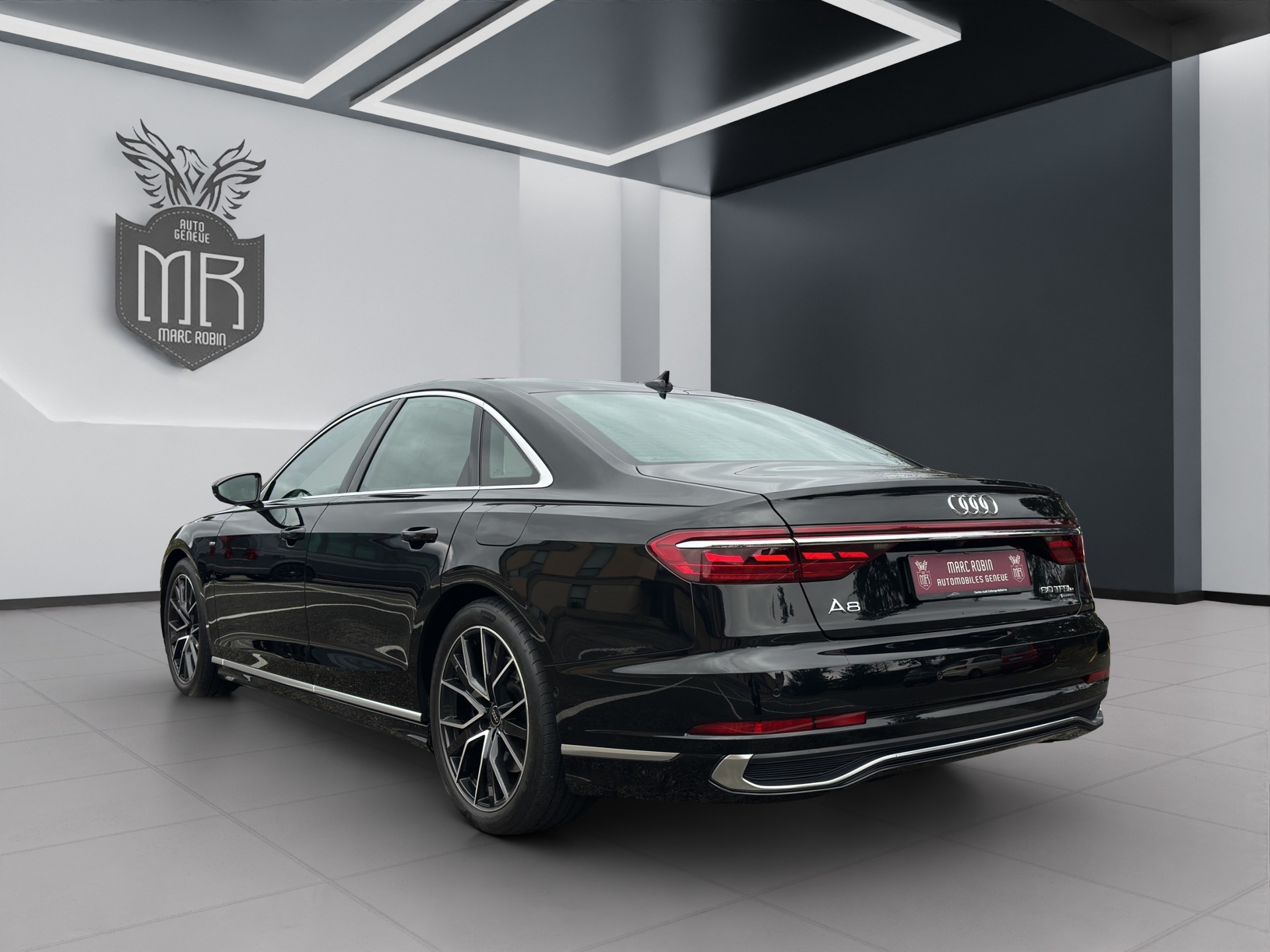 AUDI A8 60 TFSI e quattro tiptronic-image-5