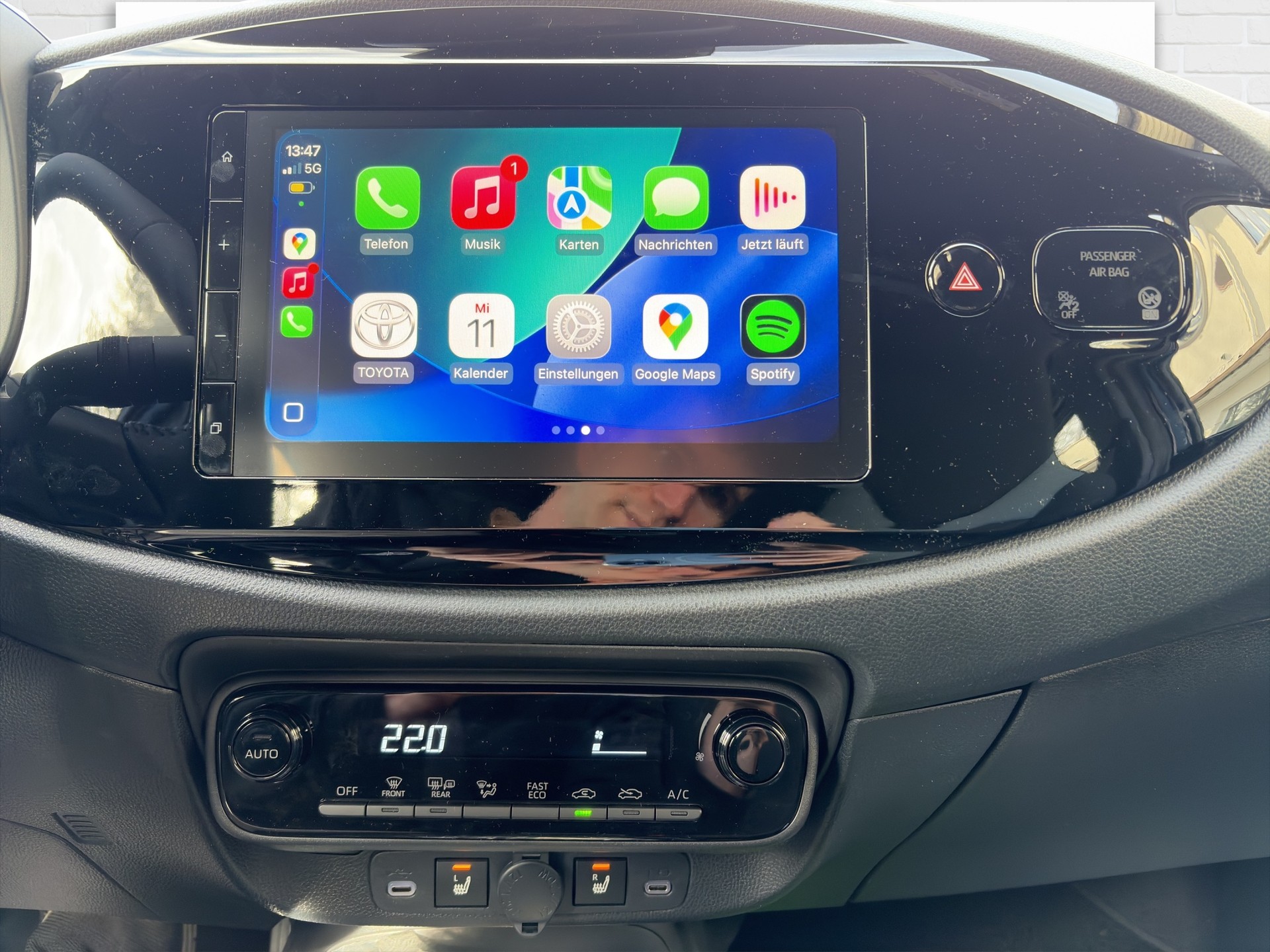 TOYOTA Aygo X 1.5 Comfort e-CVT-image-5