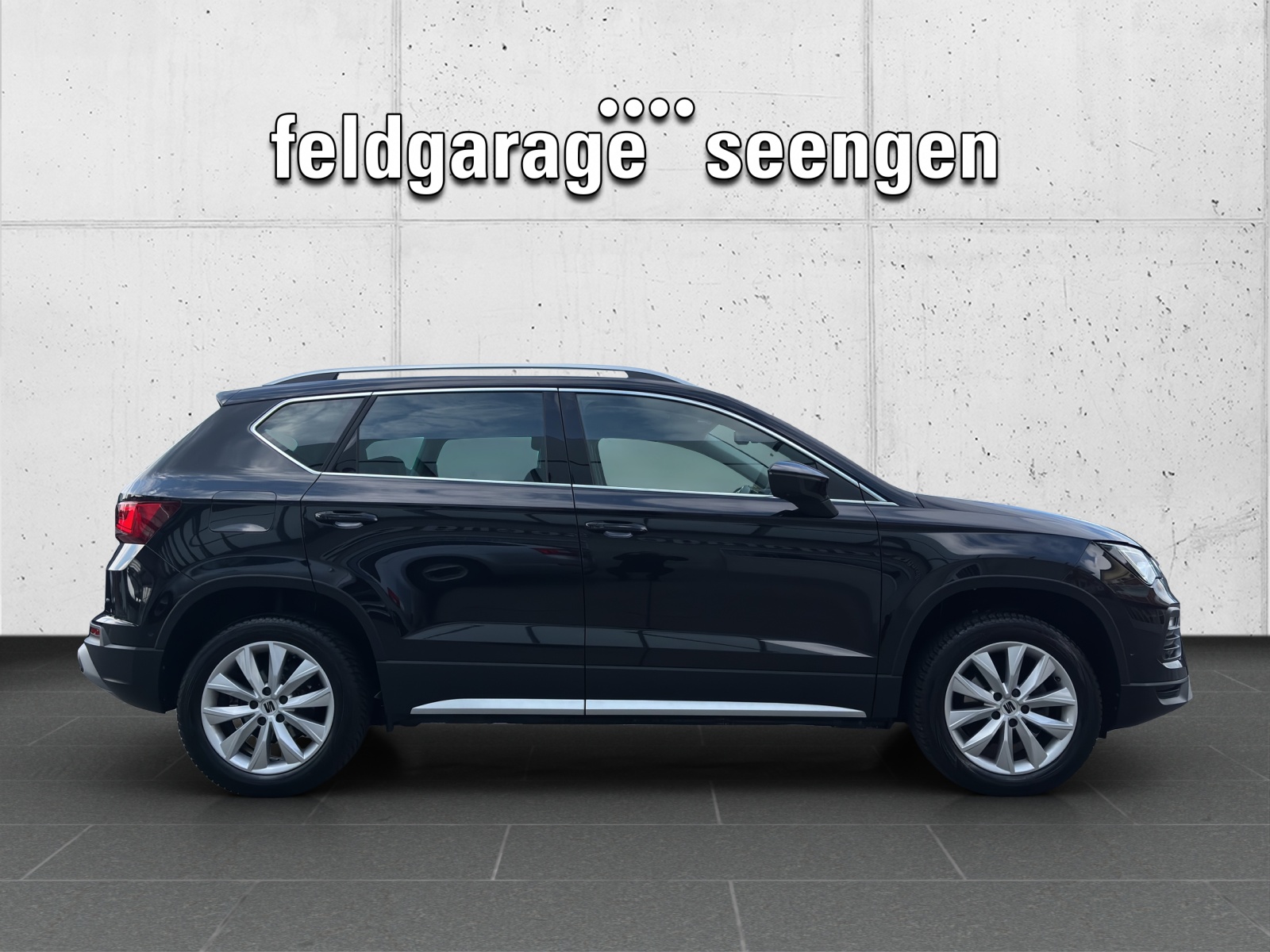 SEAT Ateca 1.5 TSI EVO DSG Xperience mit LED-Scheinwerfer und Rückfahrkamrea-showroom-element-3