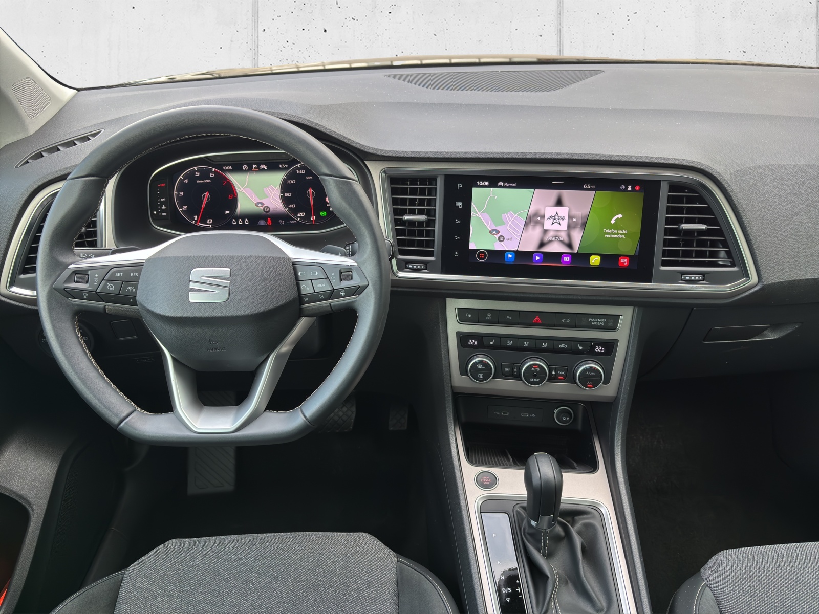 SEAT Ateca 1.5 TSI EVO DSG Xperience mit LED-Scheinwerfer und Rückfahrkamrea-image-11