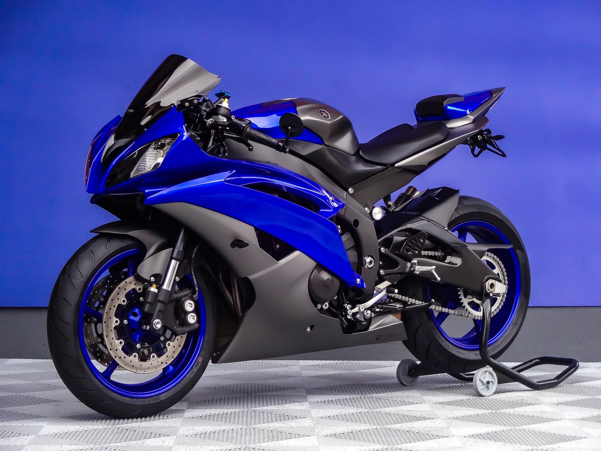 YAMAHA YZF-R6-image-3