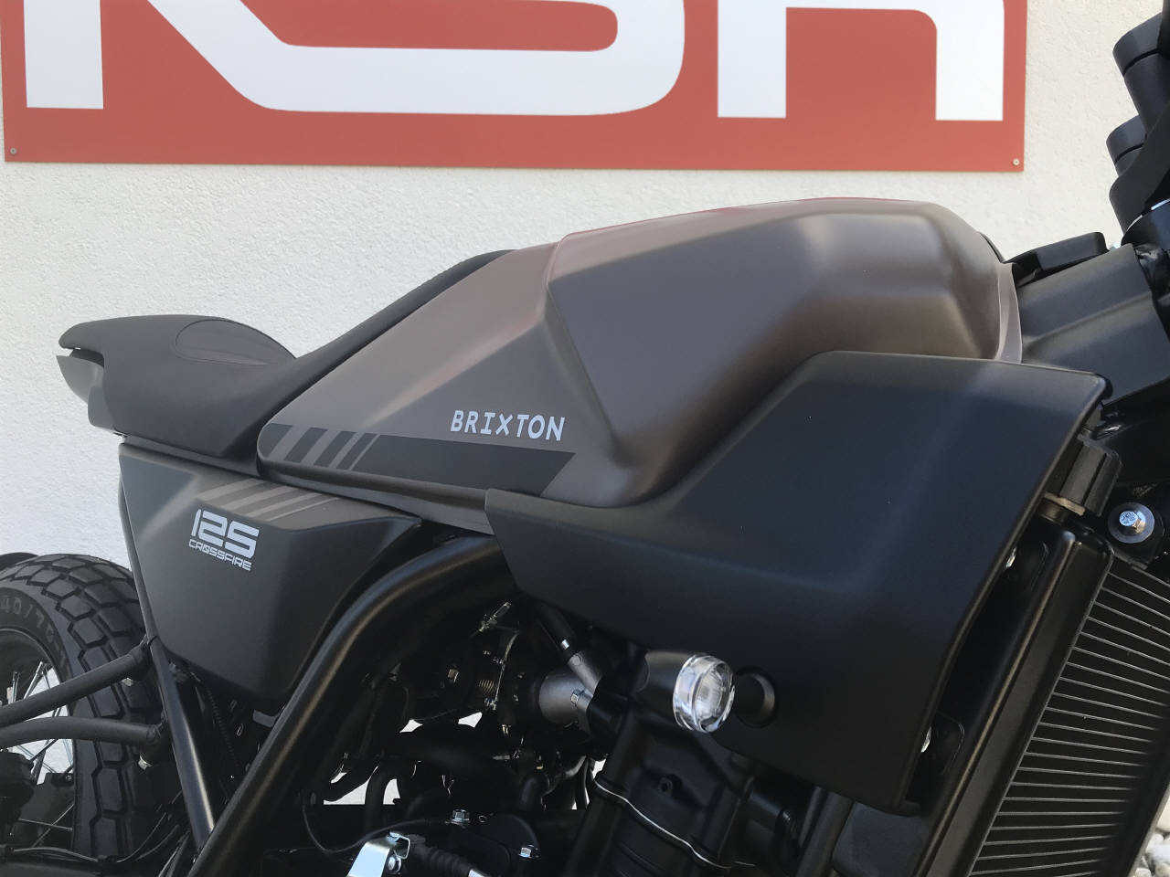 BRIXTON Crossfire 125 ABS-image-7