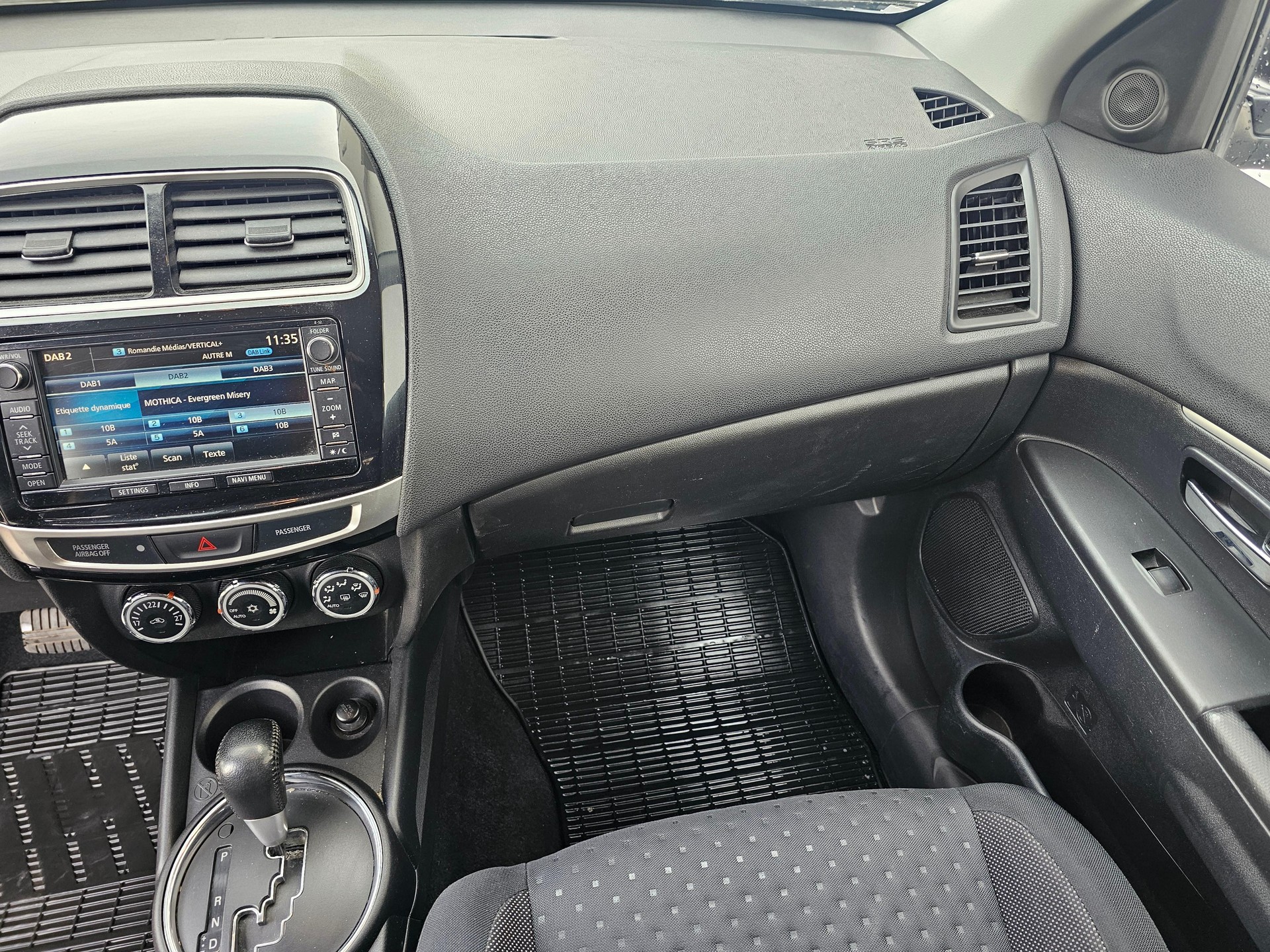 MITSUBISHI ASX 2.2 DID Style 4x4-image-7