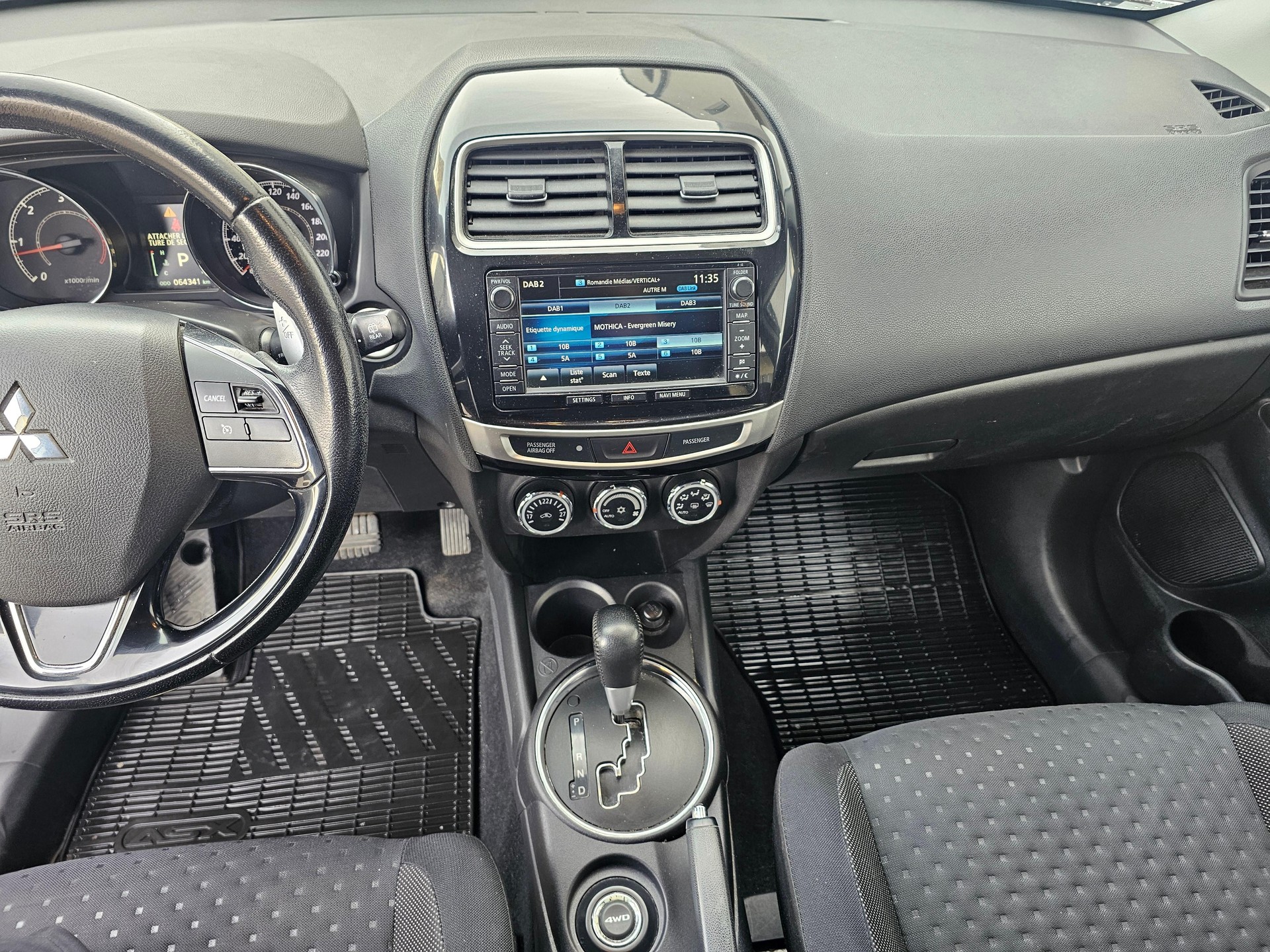 MITSUBISHI ASX 2.2 DID Style 4x4-image-6