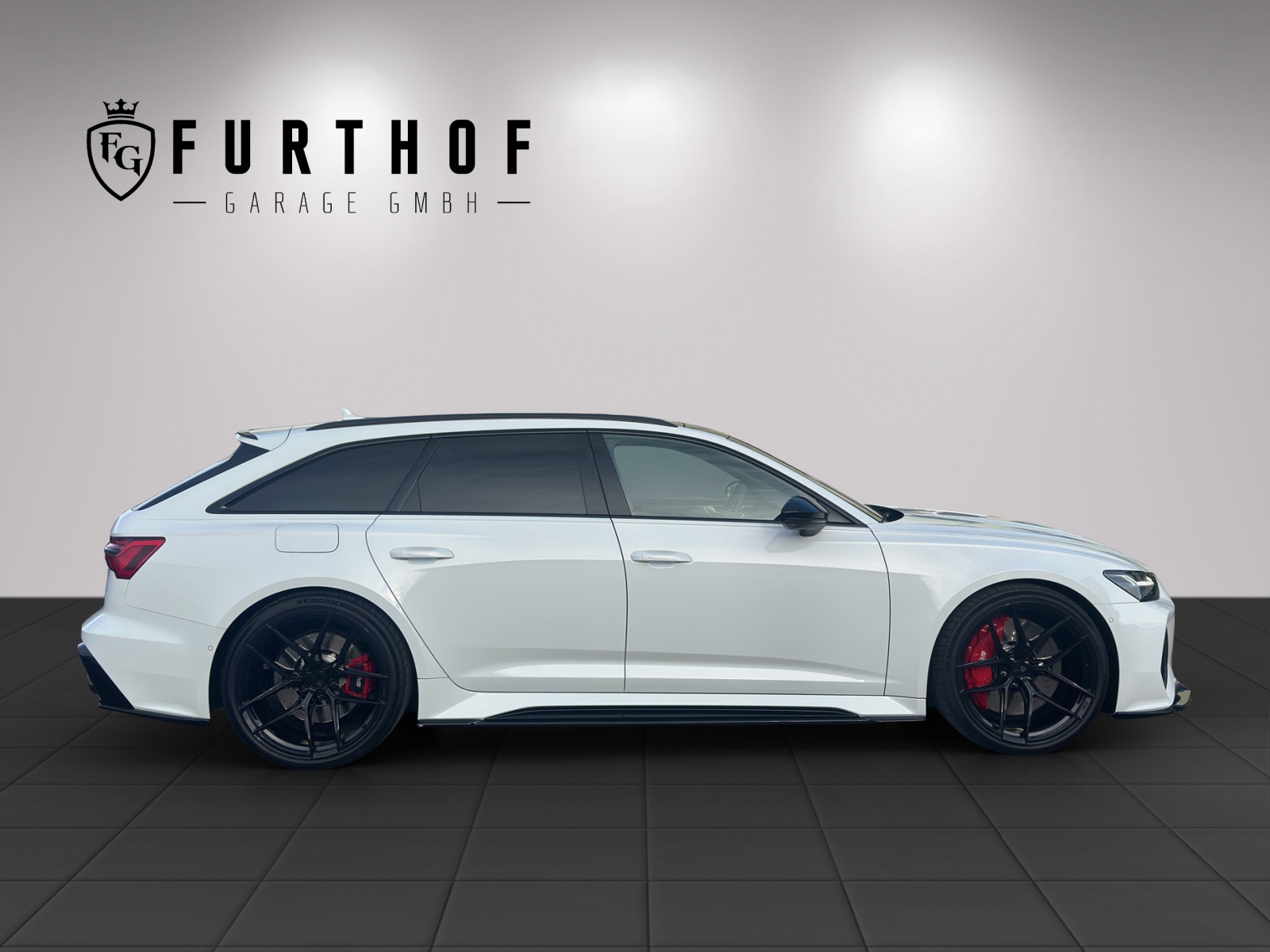 AUDI RS6 Avant 4.0 TFSI V8 quattro-showroom-element-3