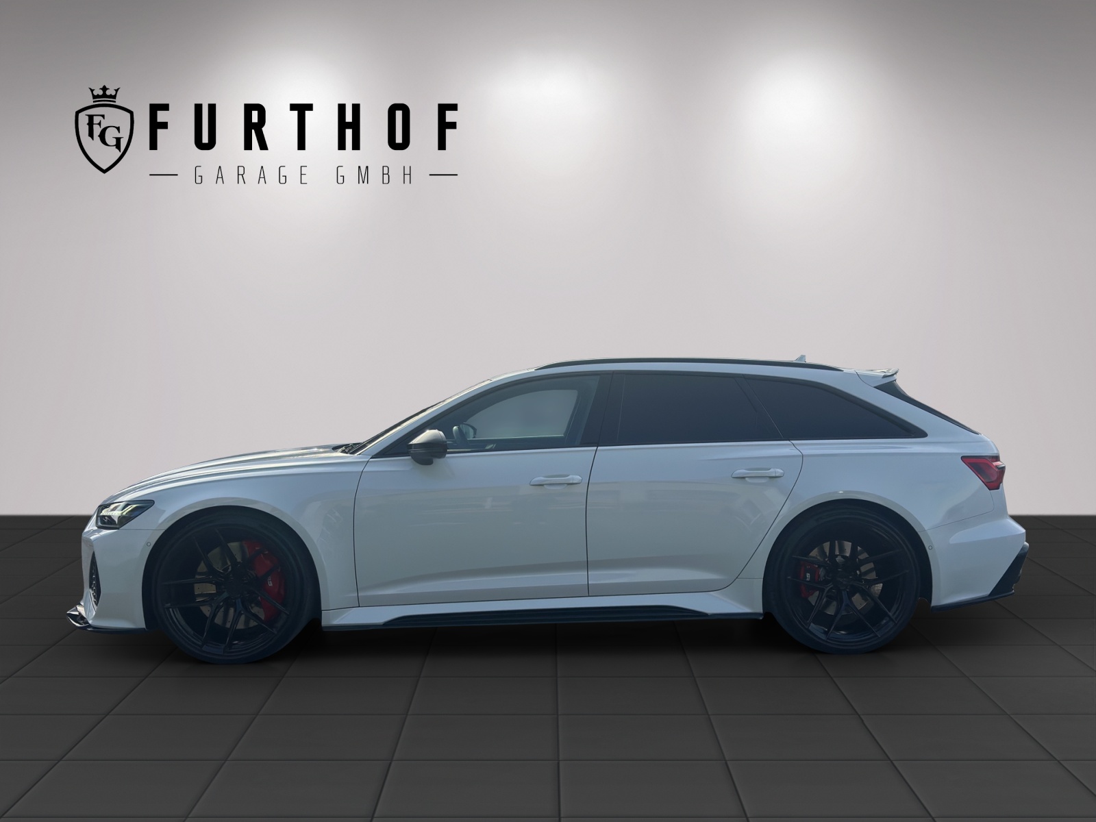 AUDI RS6 Avant 4.0 TFSI V8 quattro-showroom-element-2