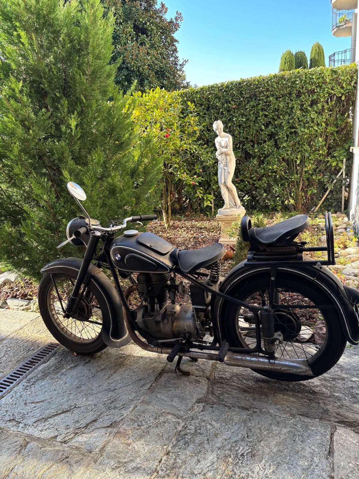 BMW R25