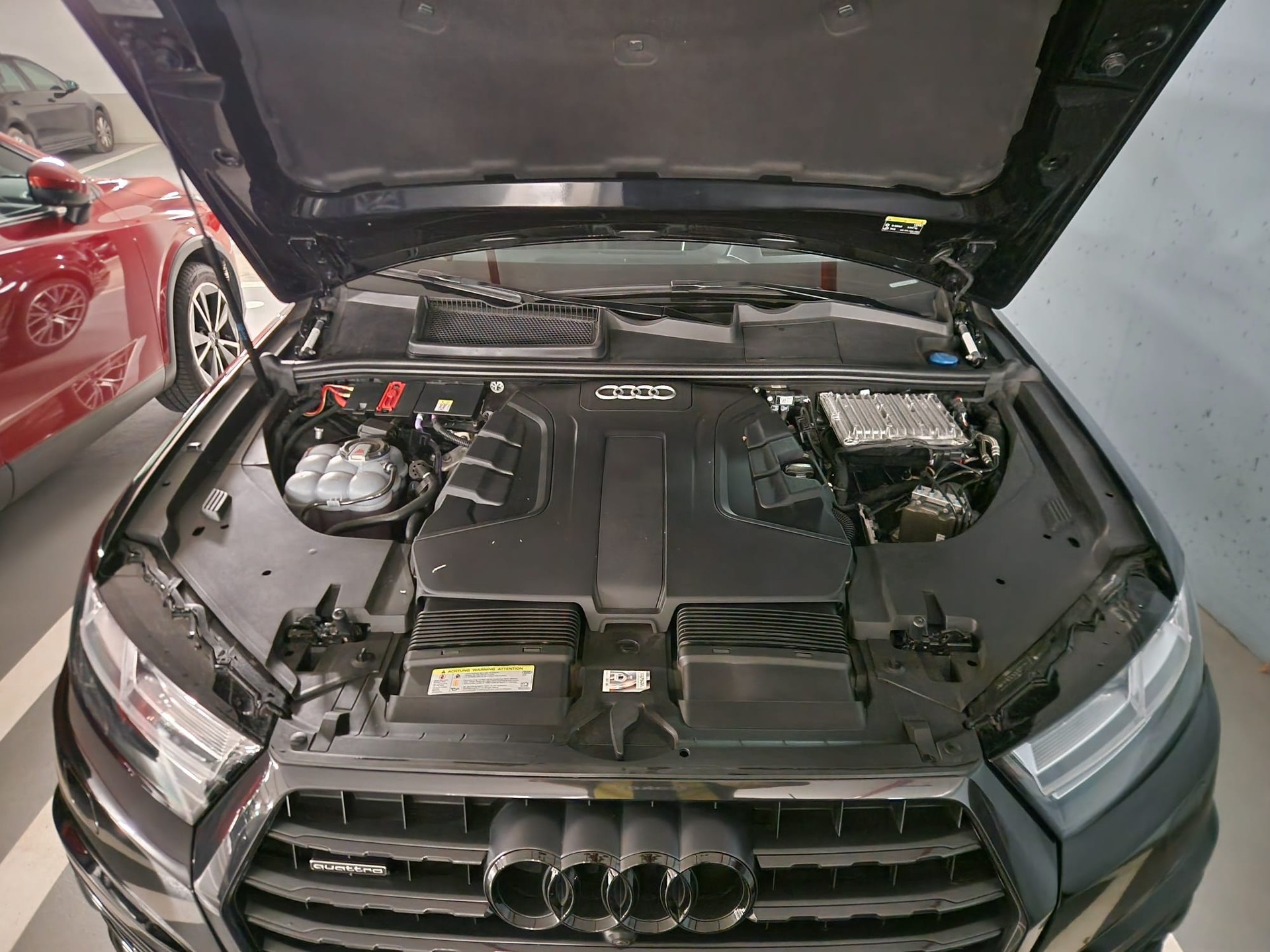 AUDI Q7 50 TDI quattro tiptronic-image-12