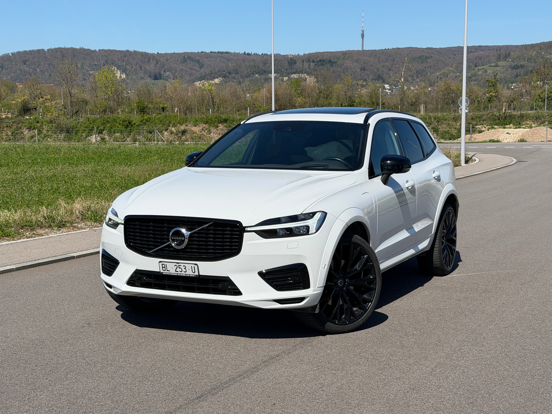 VOLVO XC60 T8 eAWD R-Design Geartronic