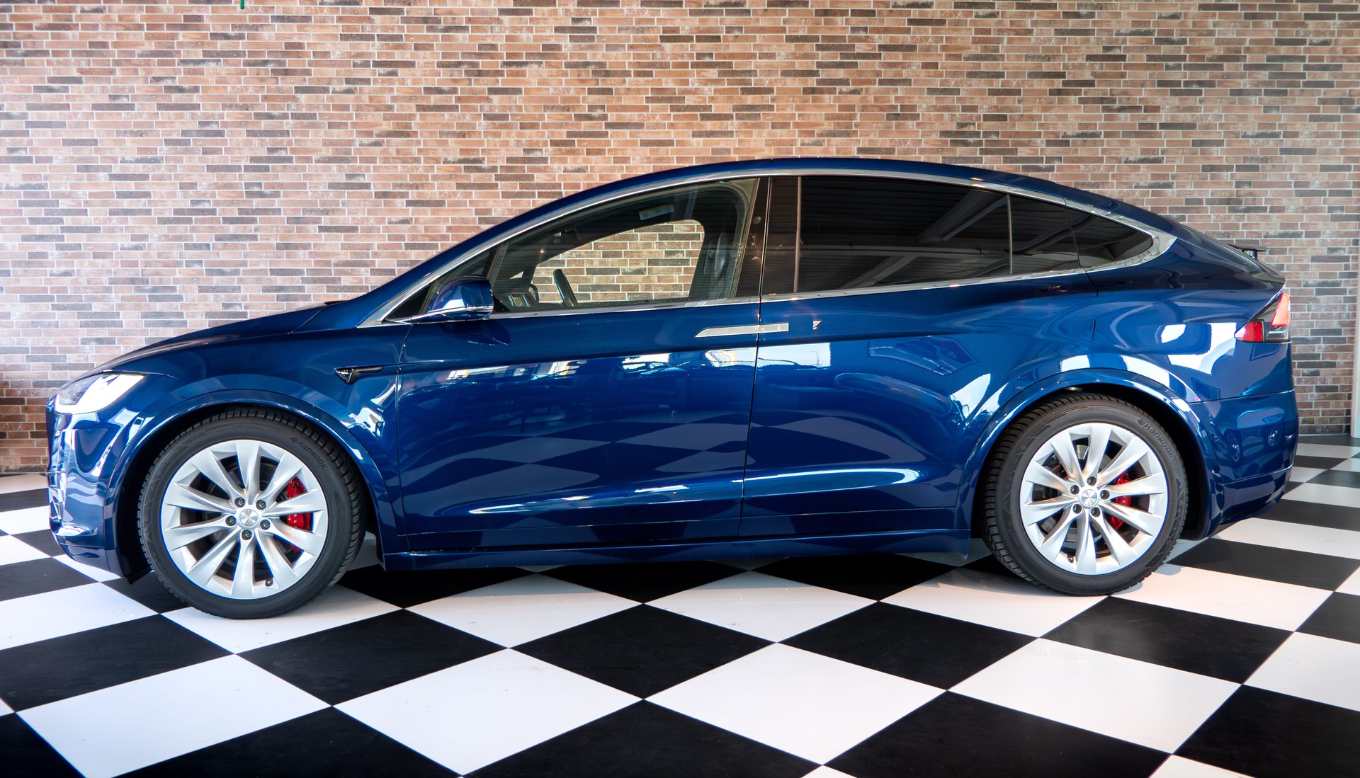 TESLA Model X 100 D Performance-image-1