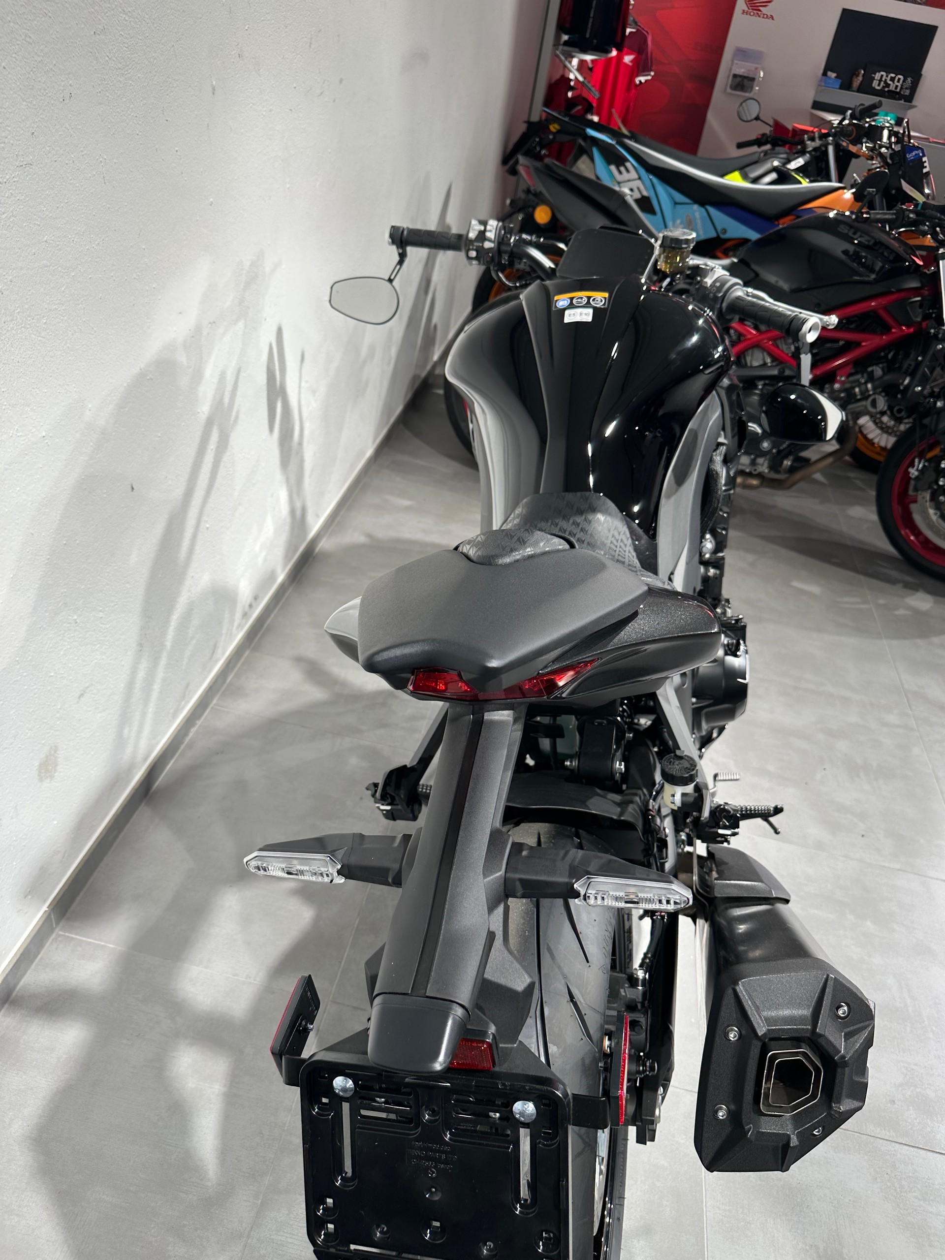 KAWASAKI Z 1100-image-2