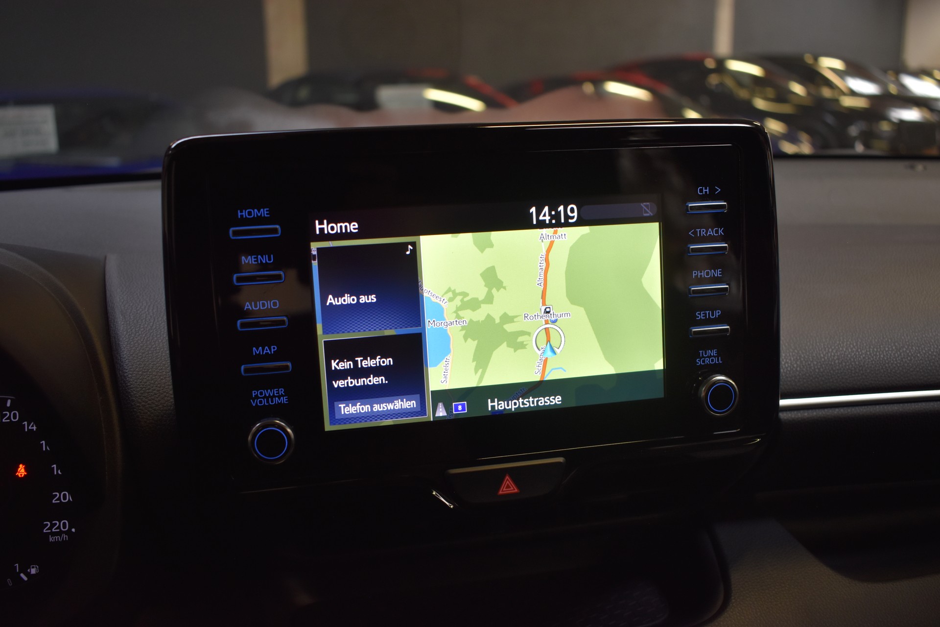 TOYOTA Yaris 1.5 Comfort e-CVT - New Model 2021-image-16